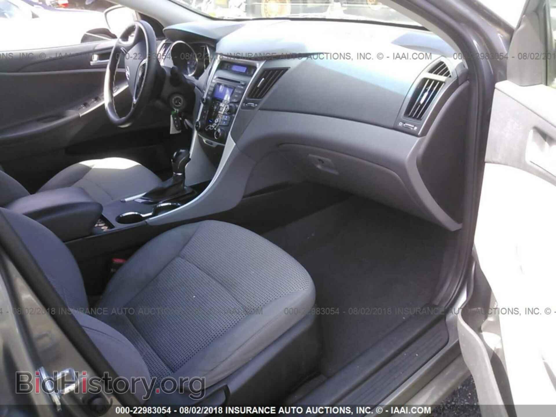 2012 Hyundai Sonata - VIN: 5NPEB4AC4CH397963 - Фото 5