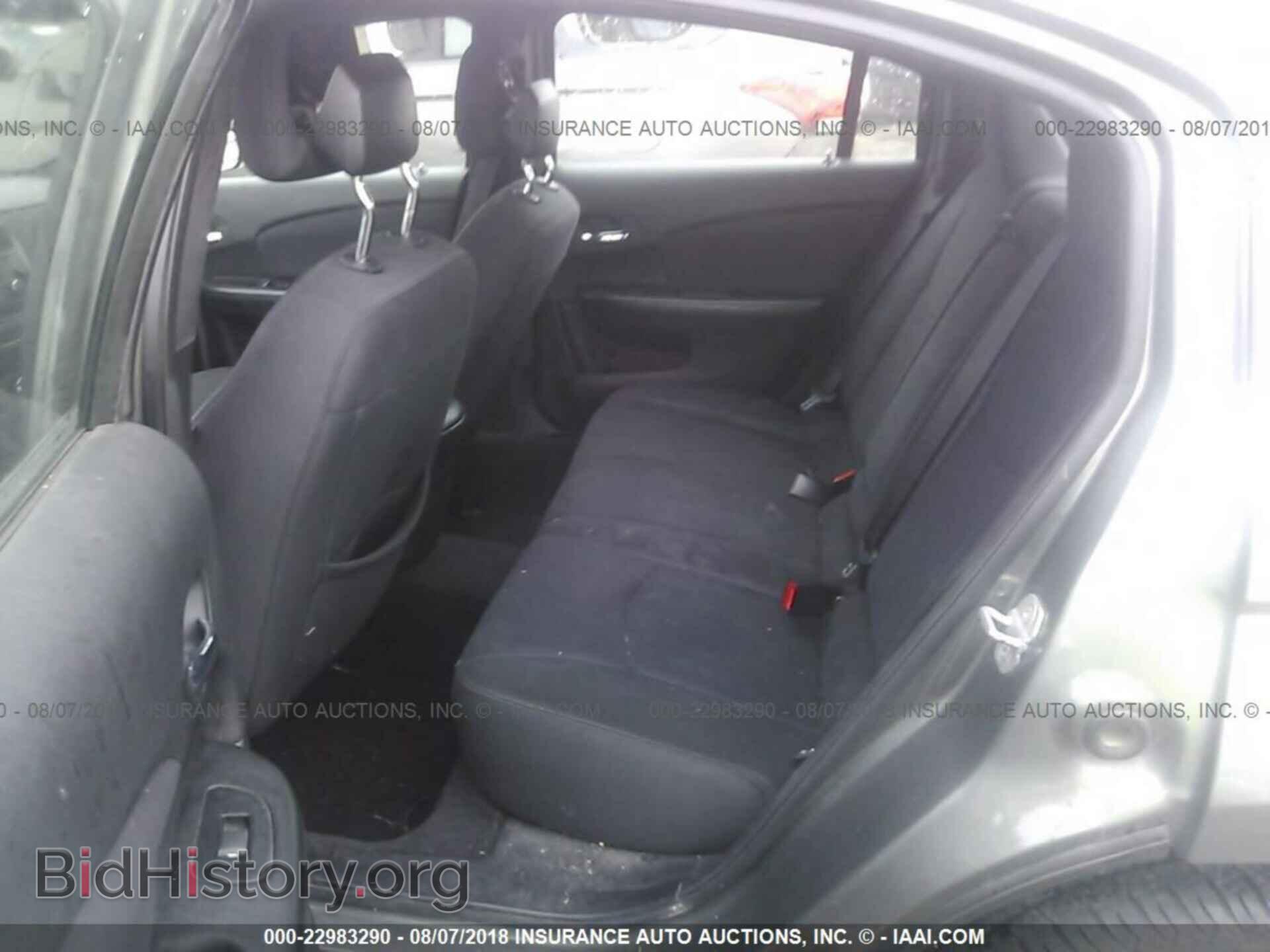 2013 Chrysler 200 - VIN: 1C3CCBBG2DN527772 - Фото 8