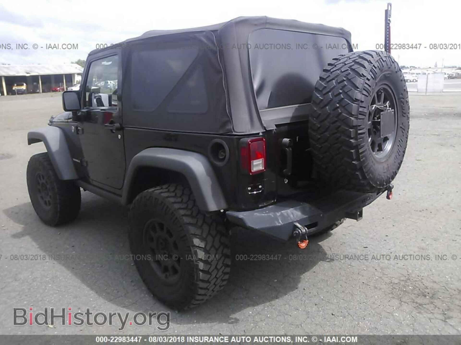 2011 Jeep Wrangler - VIN: 1J4BA6D15BL627610 - Фото 3