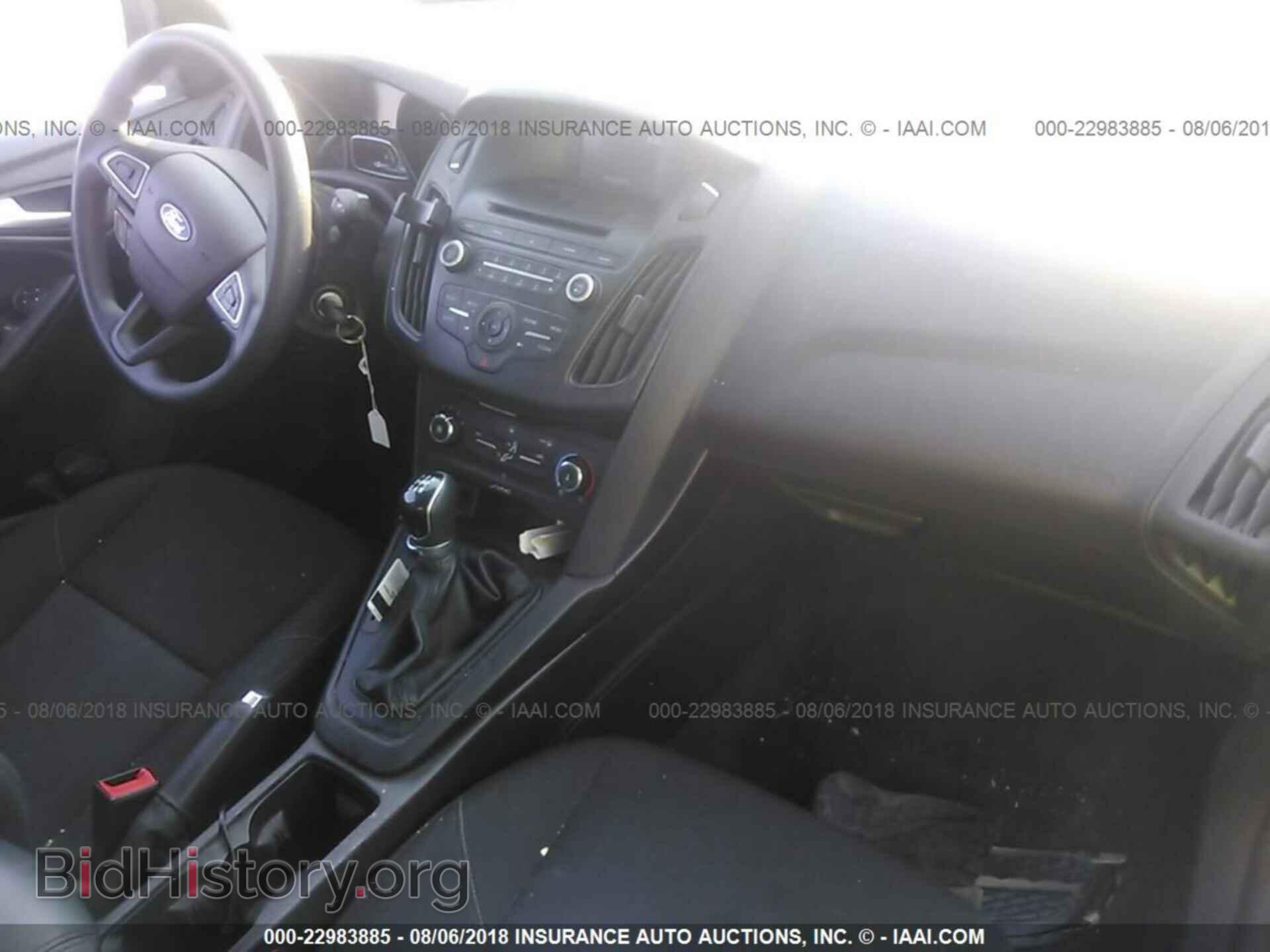 2015 Ford Focus - VIN: 1FADP3F27FL325121 - Фото 5