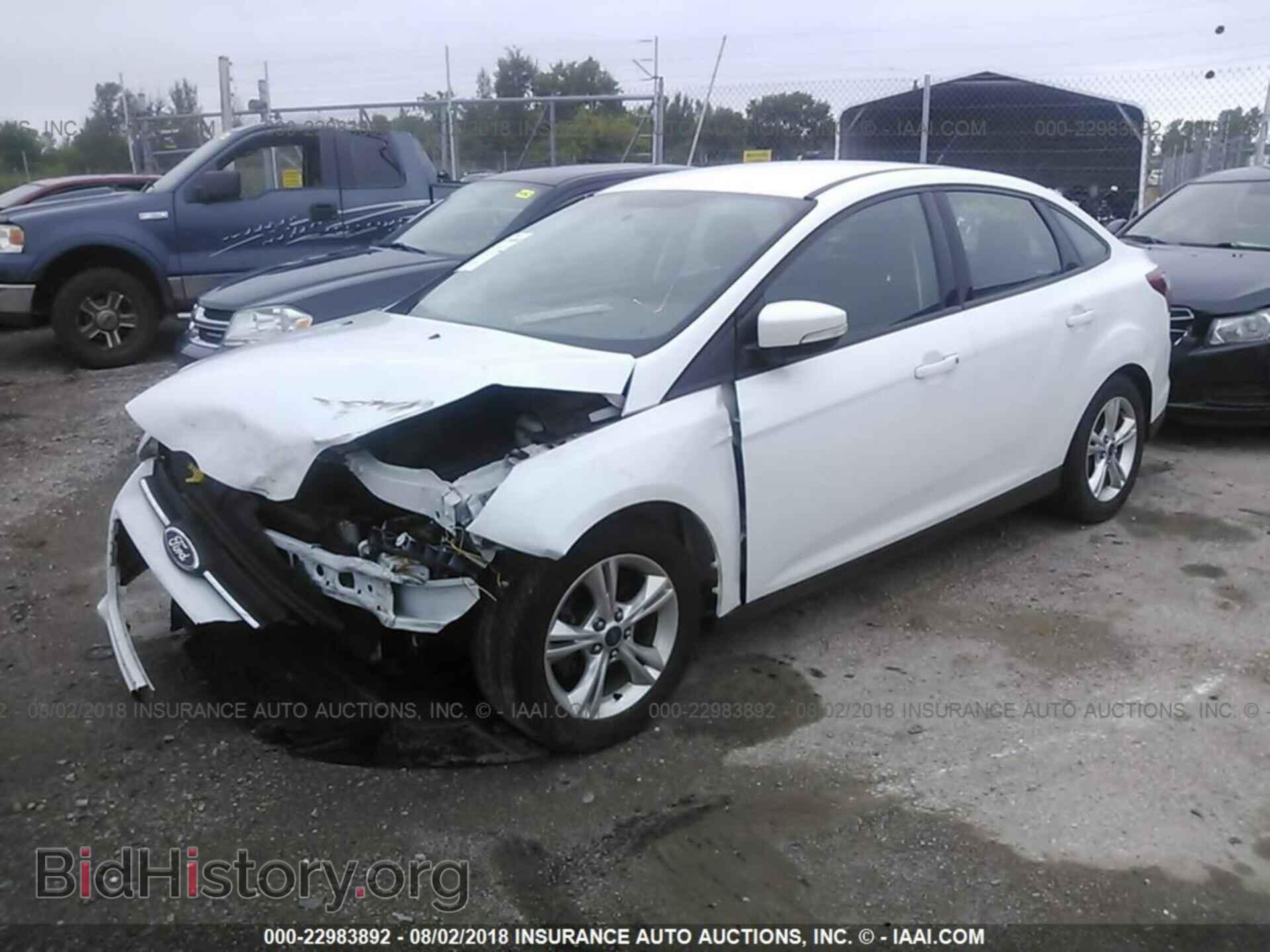 2013 Ford Focus - VIN: 1FADP3F23DL360431 - Фото 2