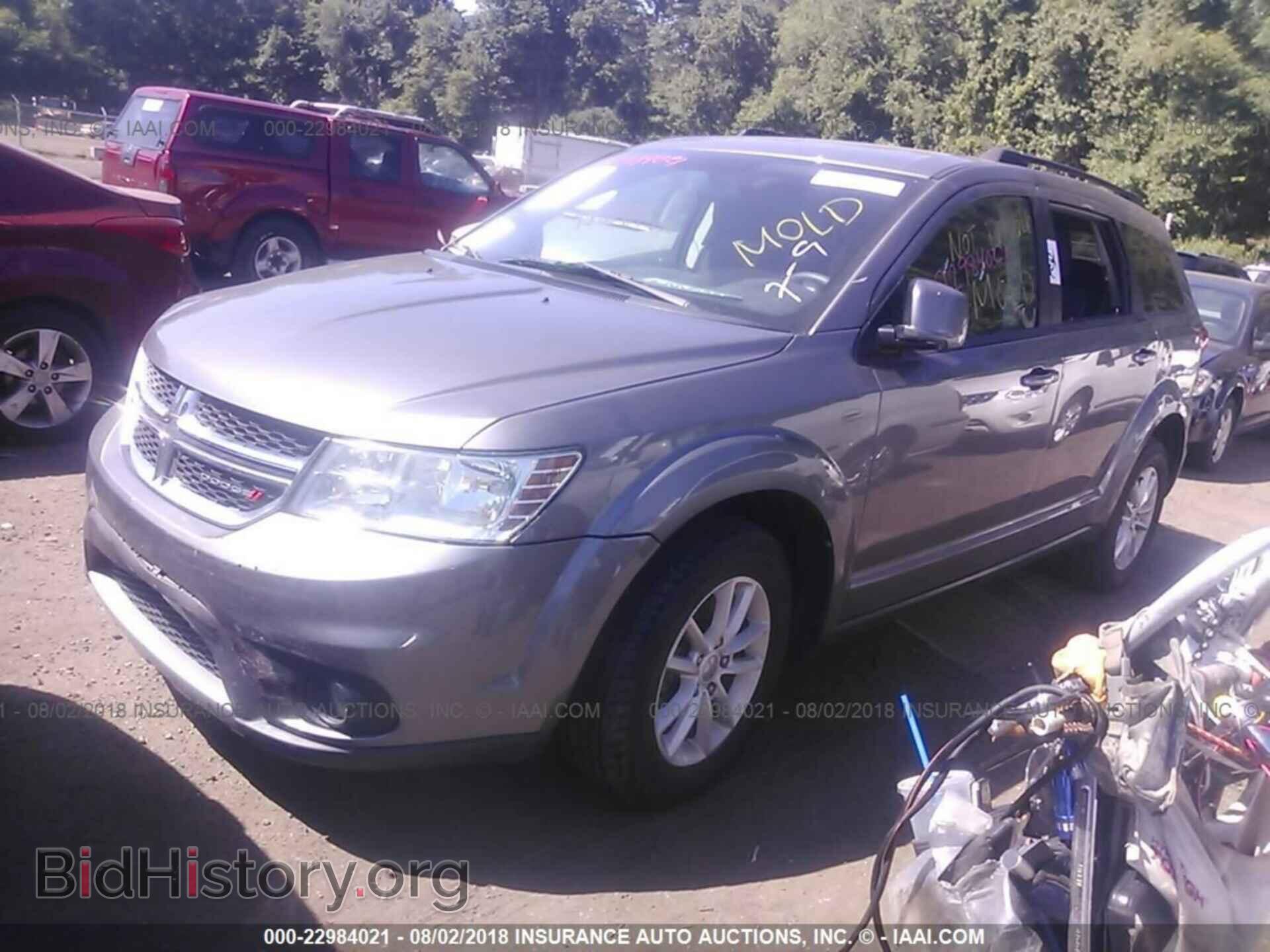 2013 Dodge Journey - VIN: 3C4PDDBG0DT606895 - Фото 2