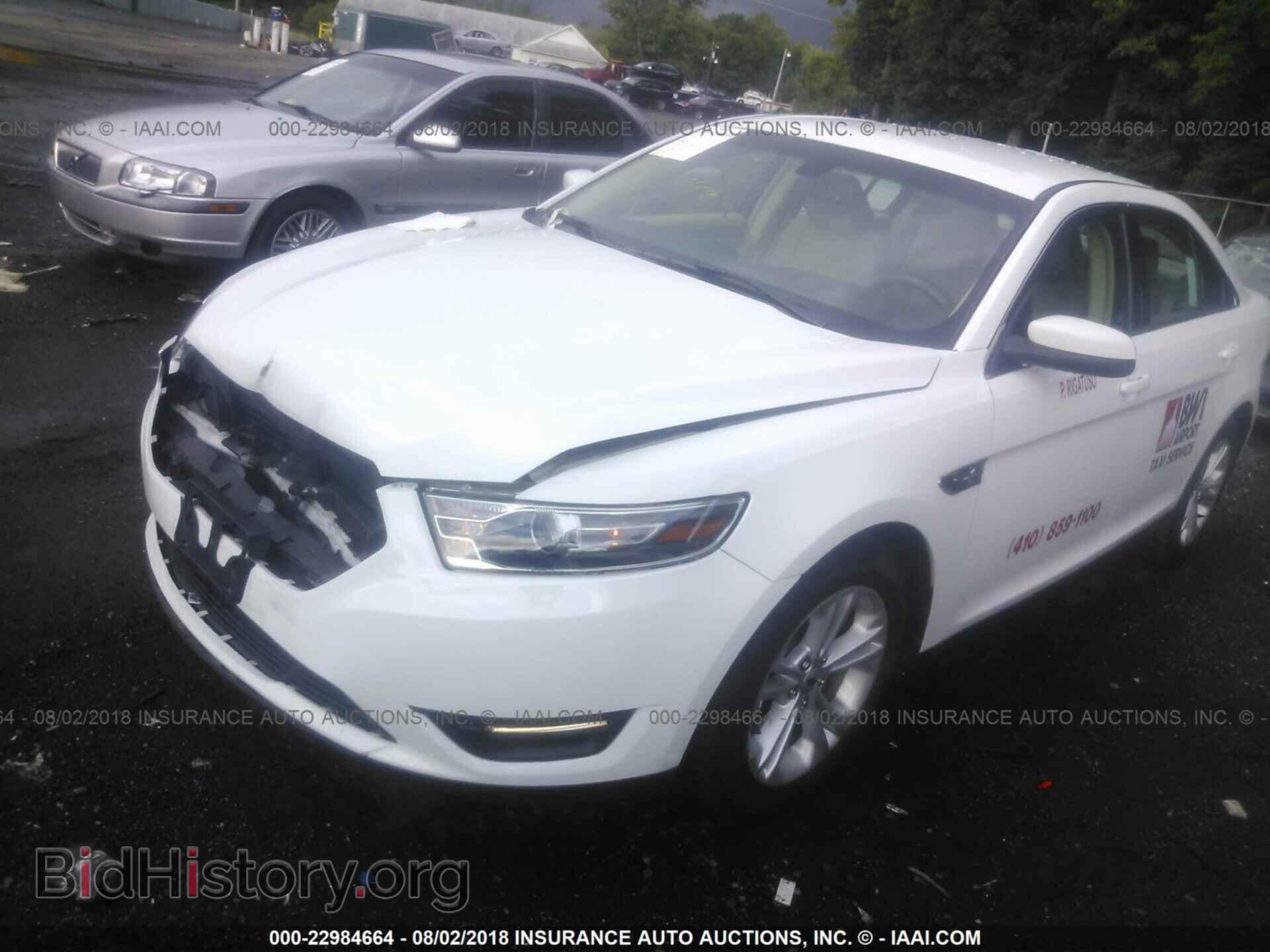 2017 Ford Taurus - VIN: 1FAHP2E85HG109779 - Photo 2