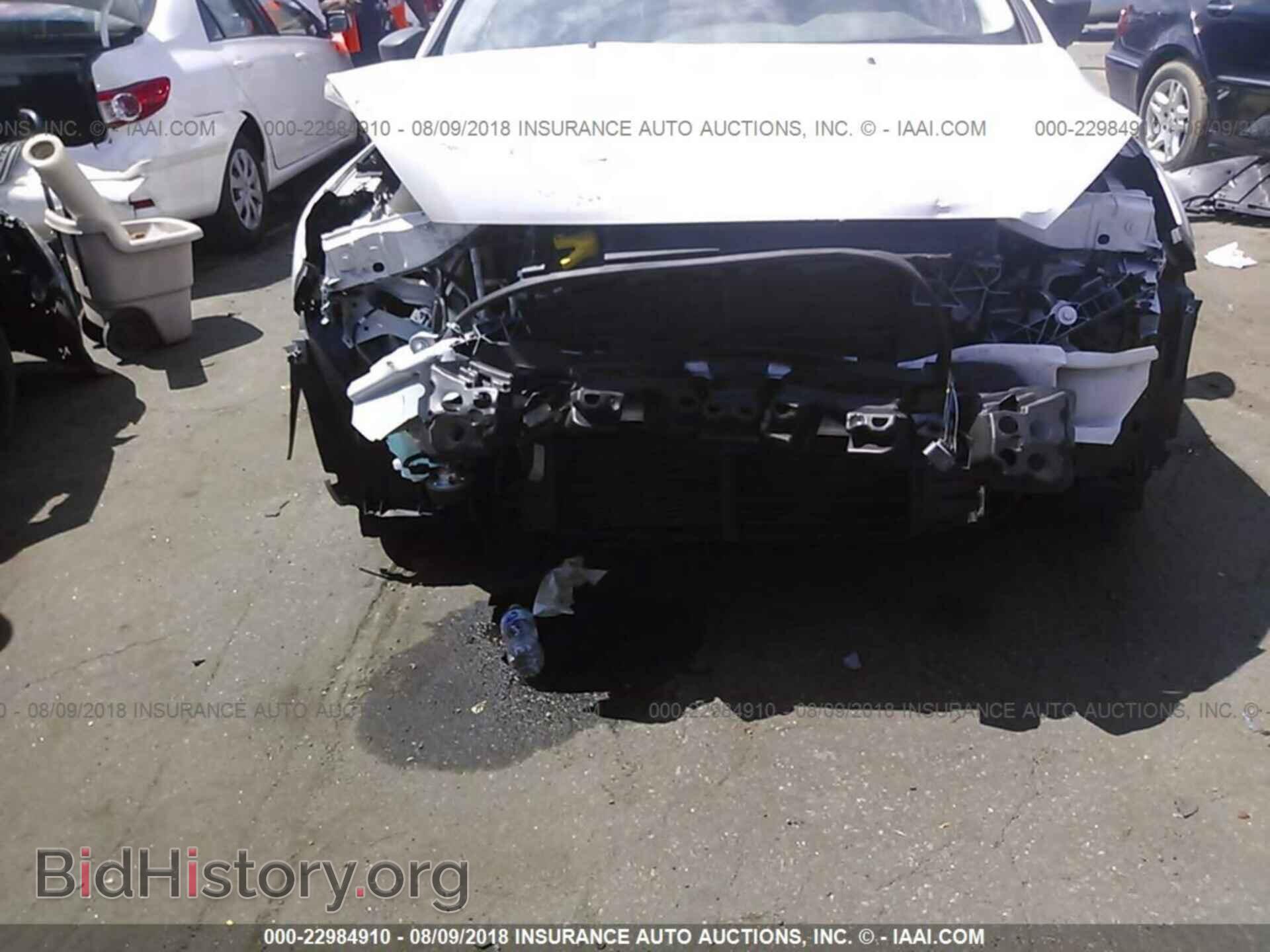 2016 Ford Focus - VIN: 1FADP3E24GL304665 - Photo 6