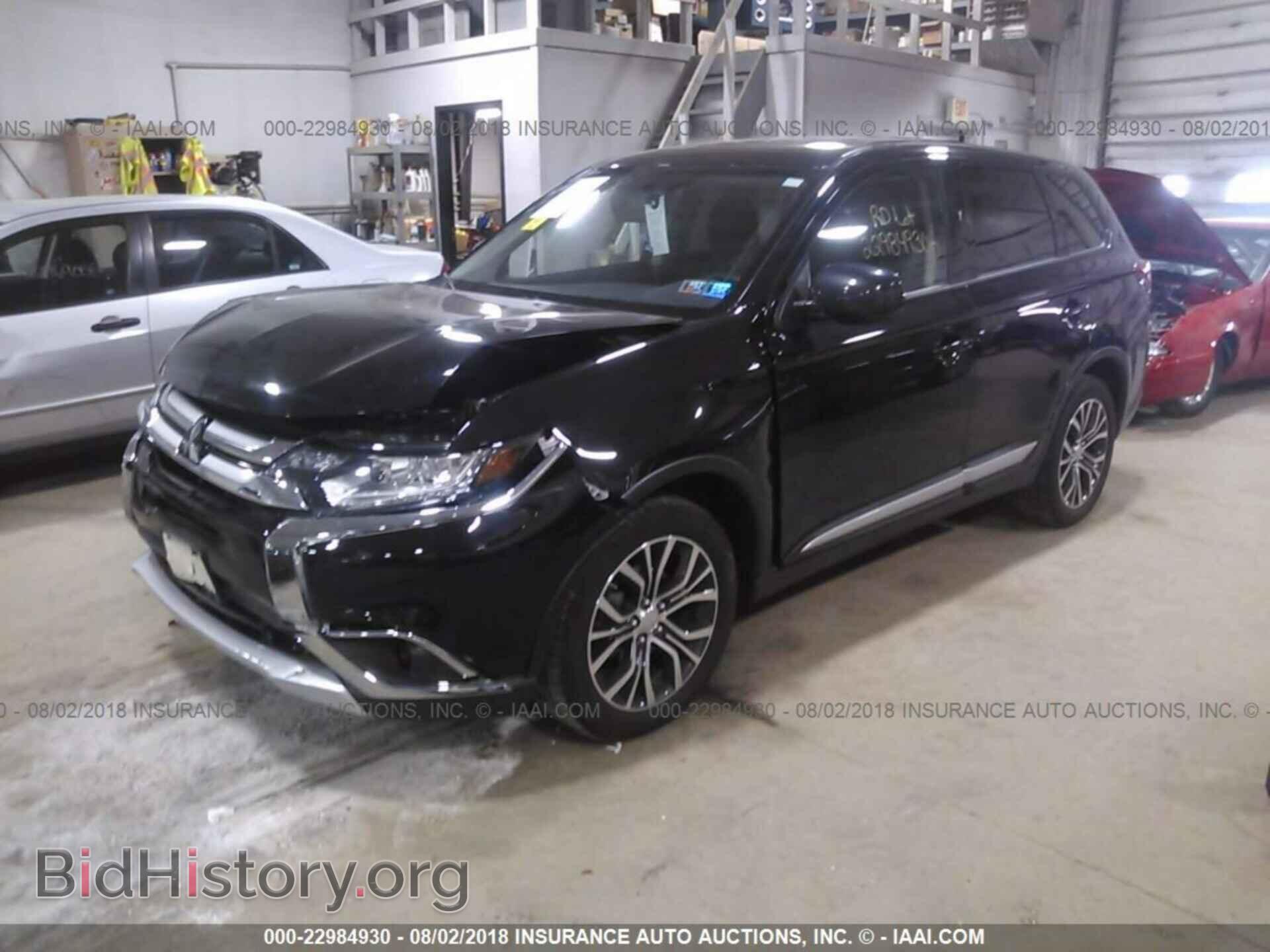 2016 Mitsubishi Outlander - VIN: JA4AD2A38GZ036483 - Фото 2