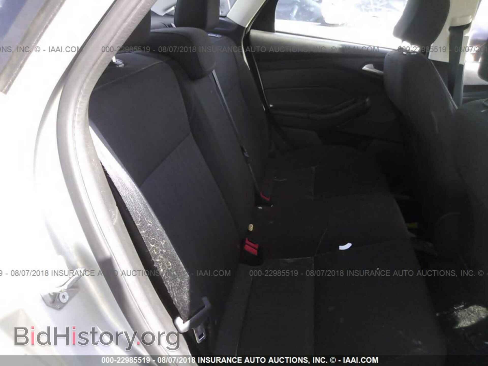 2017 Ford Focus - VIN: 1FADP3F22HL212549 - Photo 8