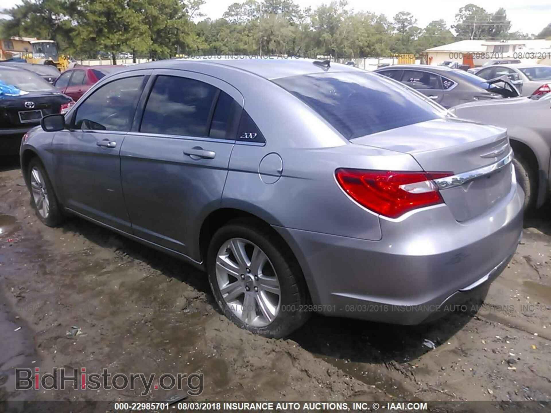 2013 Chrysler 200 - VIN: 1C3CCBBB9DN509628 - Photo 3