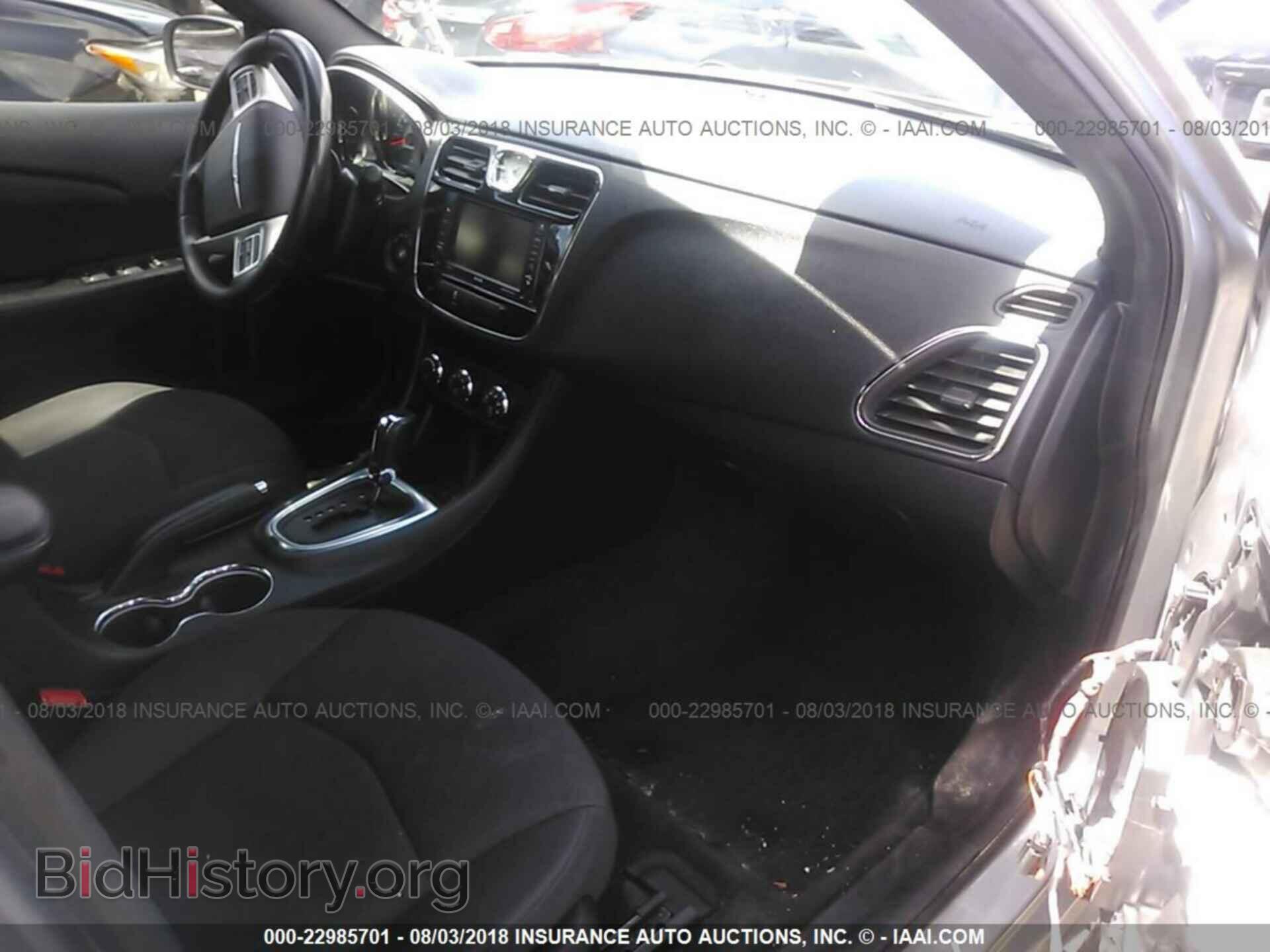 2013 Chrysler 200 - VIN: 1C3CCBBB9DN509628 - Photo 5