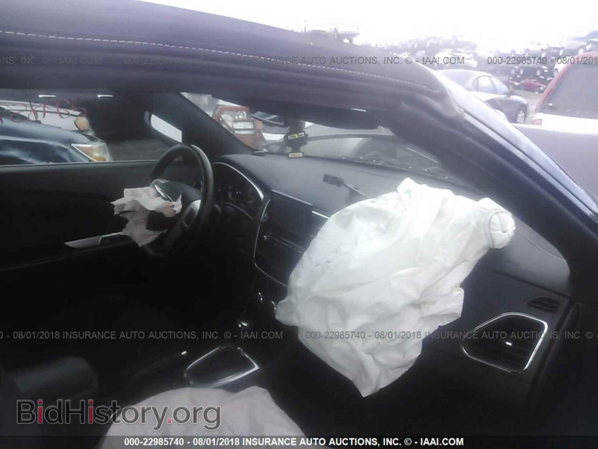 2013 Chrysler 200 - VIN: 1C3BCBEB0DN511775 - Photo 5