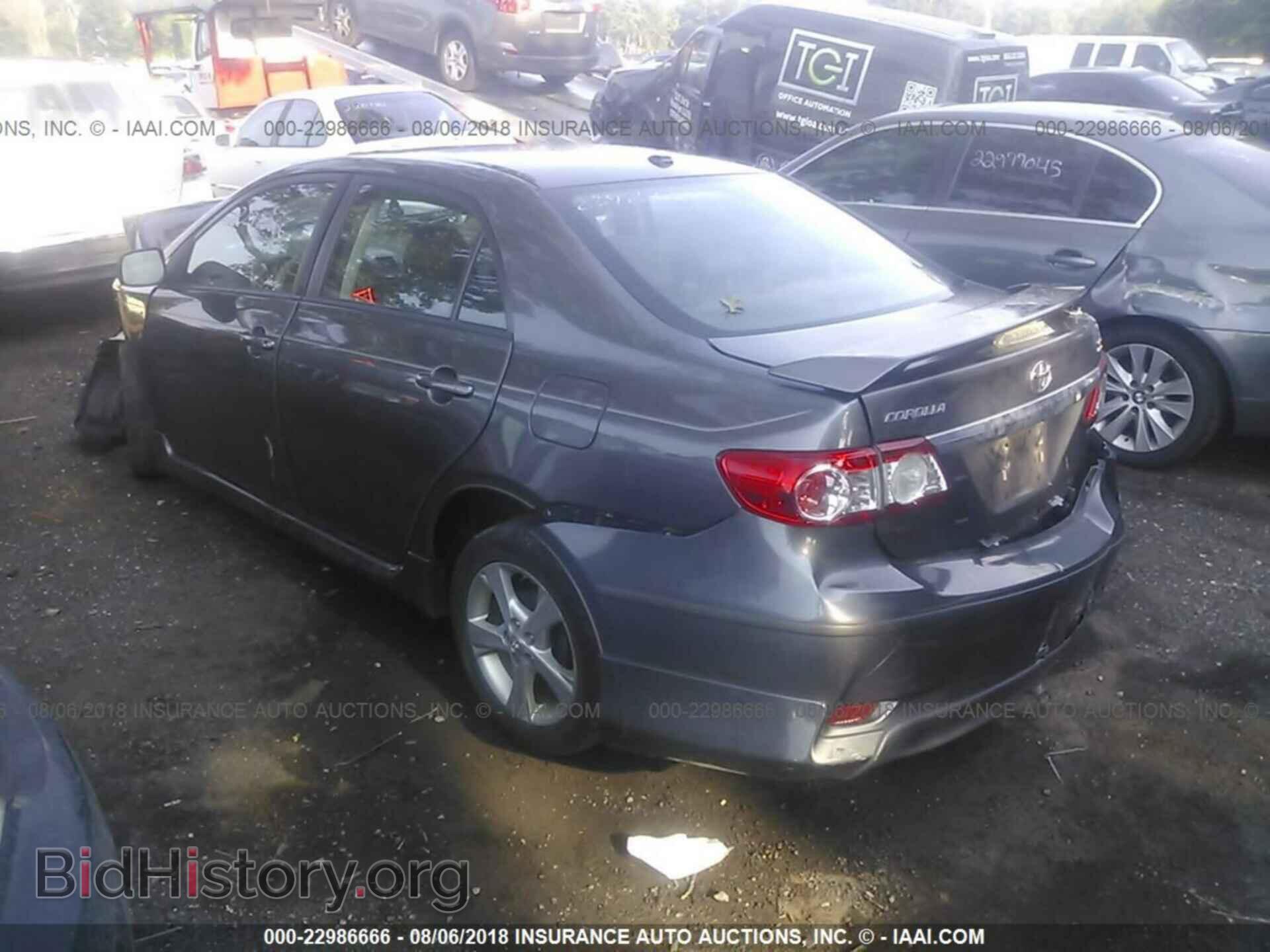 2011 Toyota Corolla - VIN: 2T1BU4EEXBC607833 - Фото 3