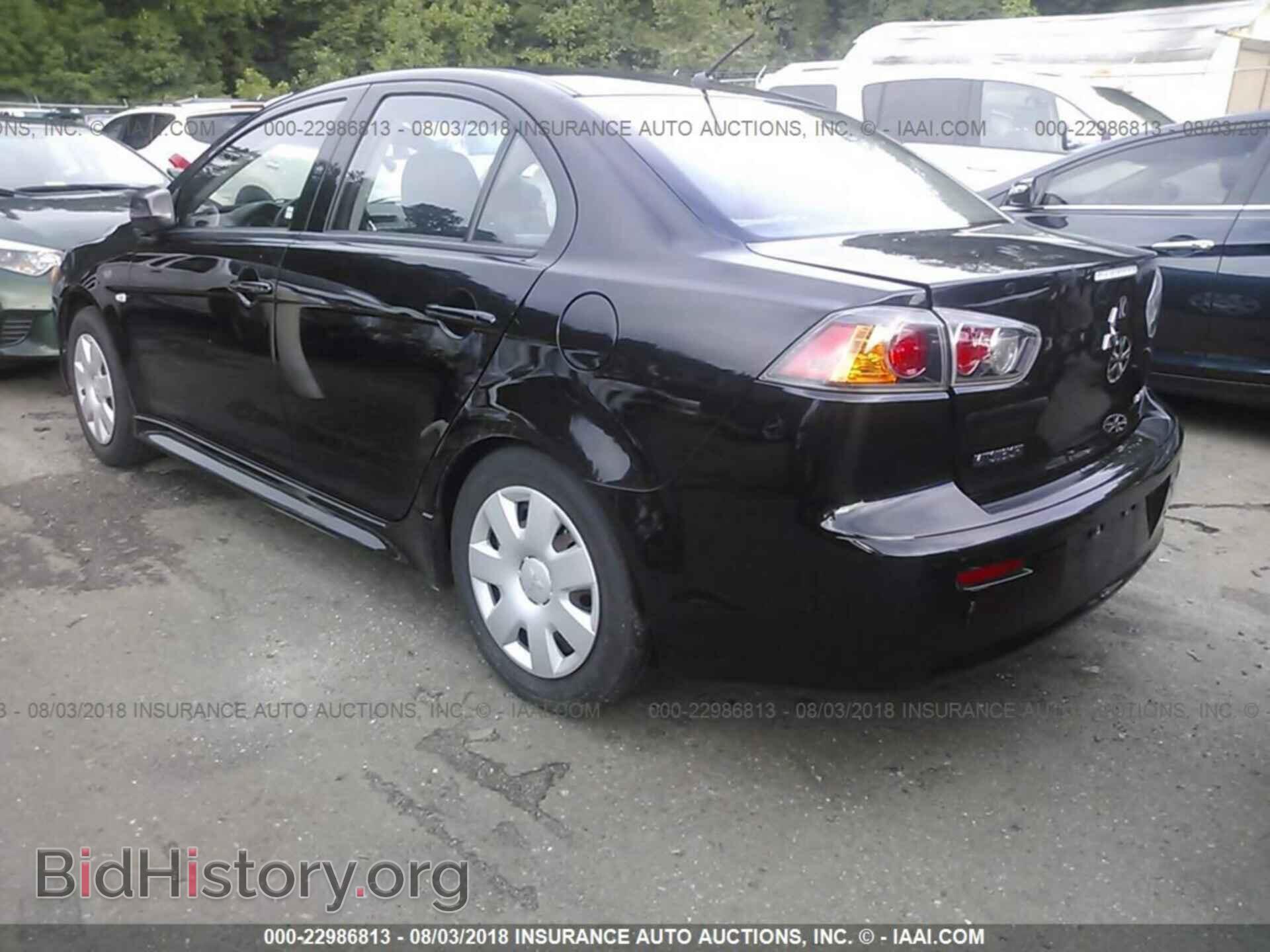 2011 Mitsubishi Lancer - VIN: JA32U2FU8BU036807 - Photo 3