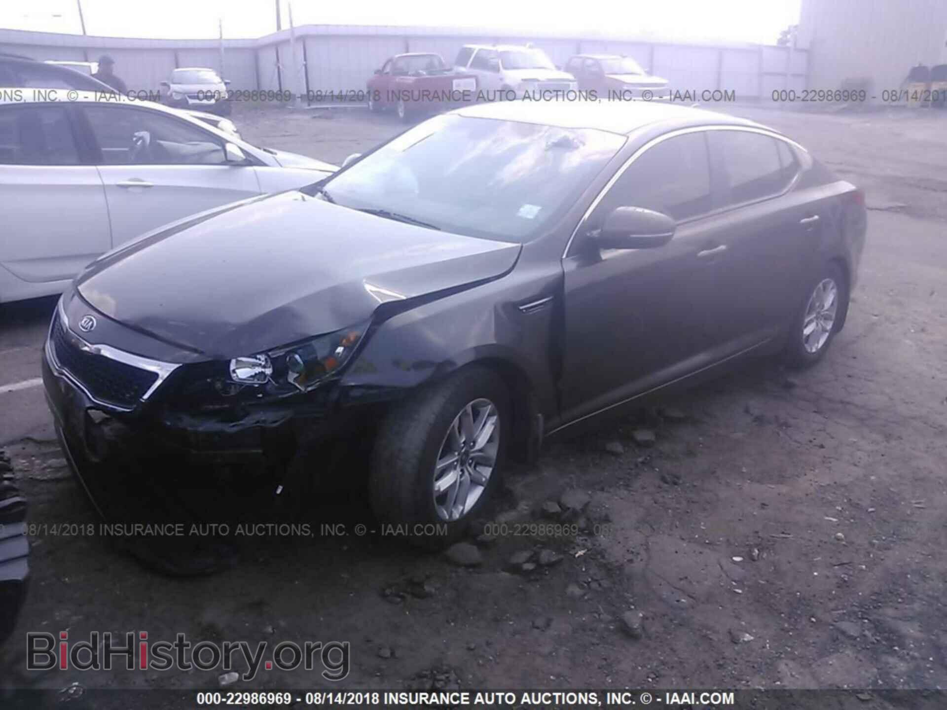 2011 Kia Optima - VIN: KNAGM4A74B5123440 - Фото 2