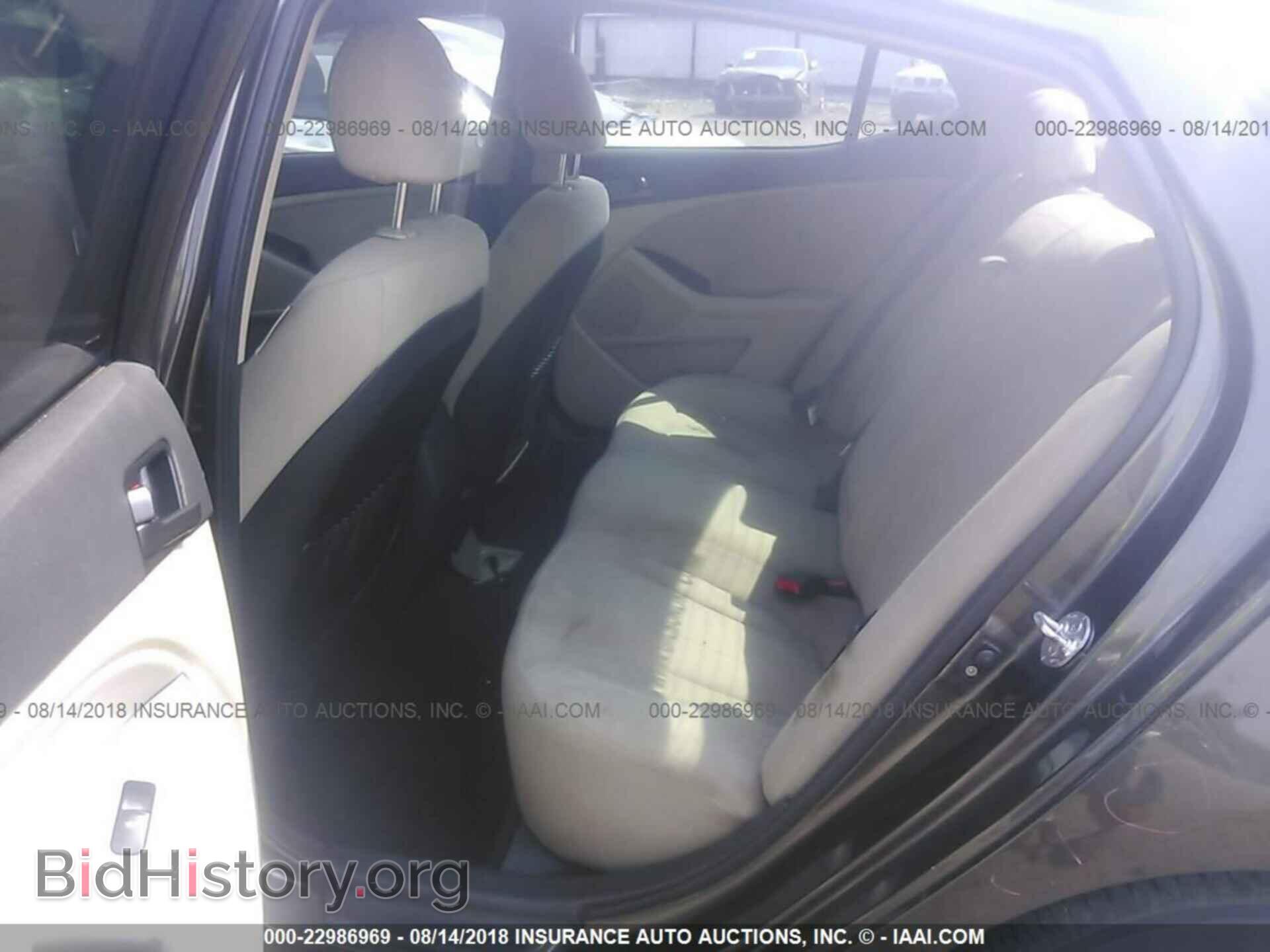 2011 Kia Optima - VIN: KNAGM4A74B5123440 - Фото 8