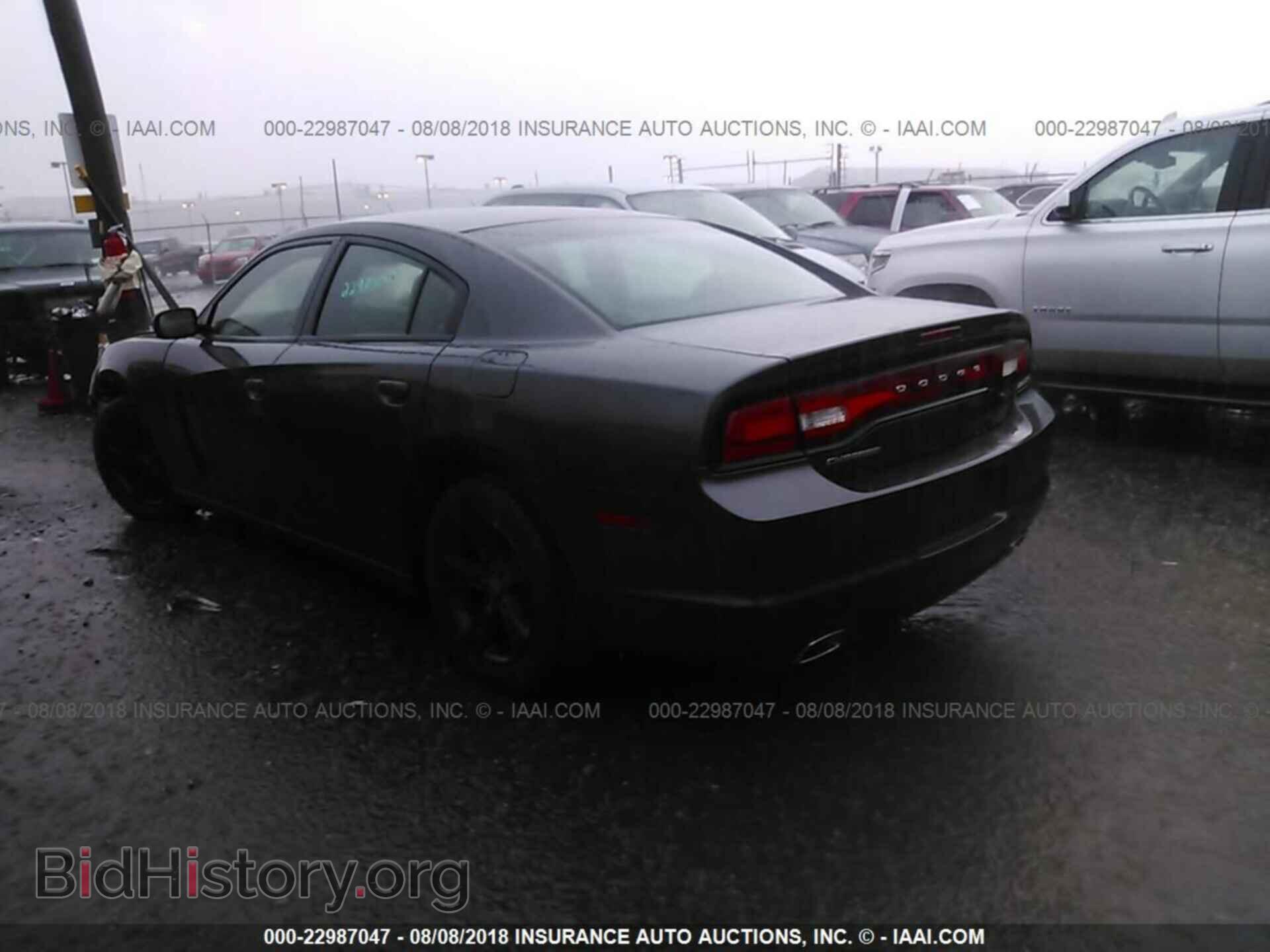 2013 Dodge Charger - VIN: 2C3CDXBG3DH624370 - Photo 3