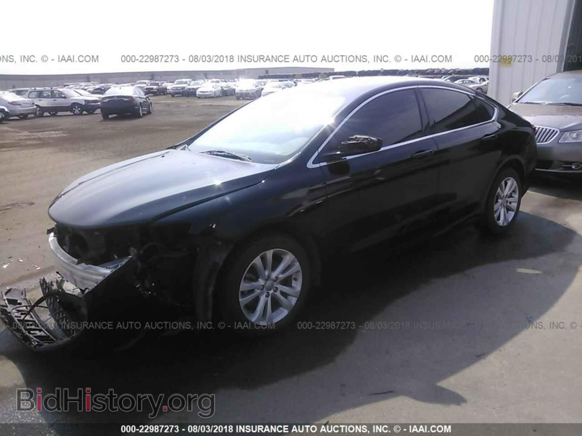 2016 Chrysler 200 - VIN: 1C3CCCAB8GN120524 - Photo 2