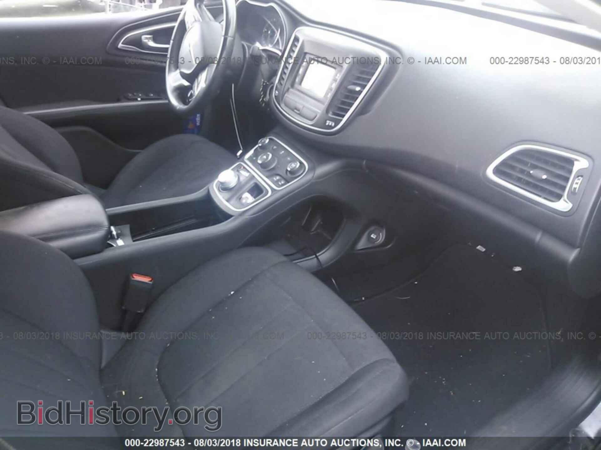 2015 Chrysler 200 - VIN: 1C3CCCAB4FN695864 - Photo 5