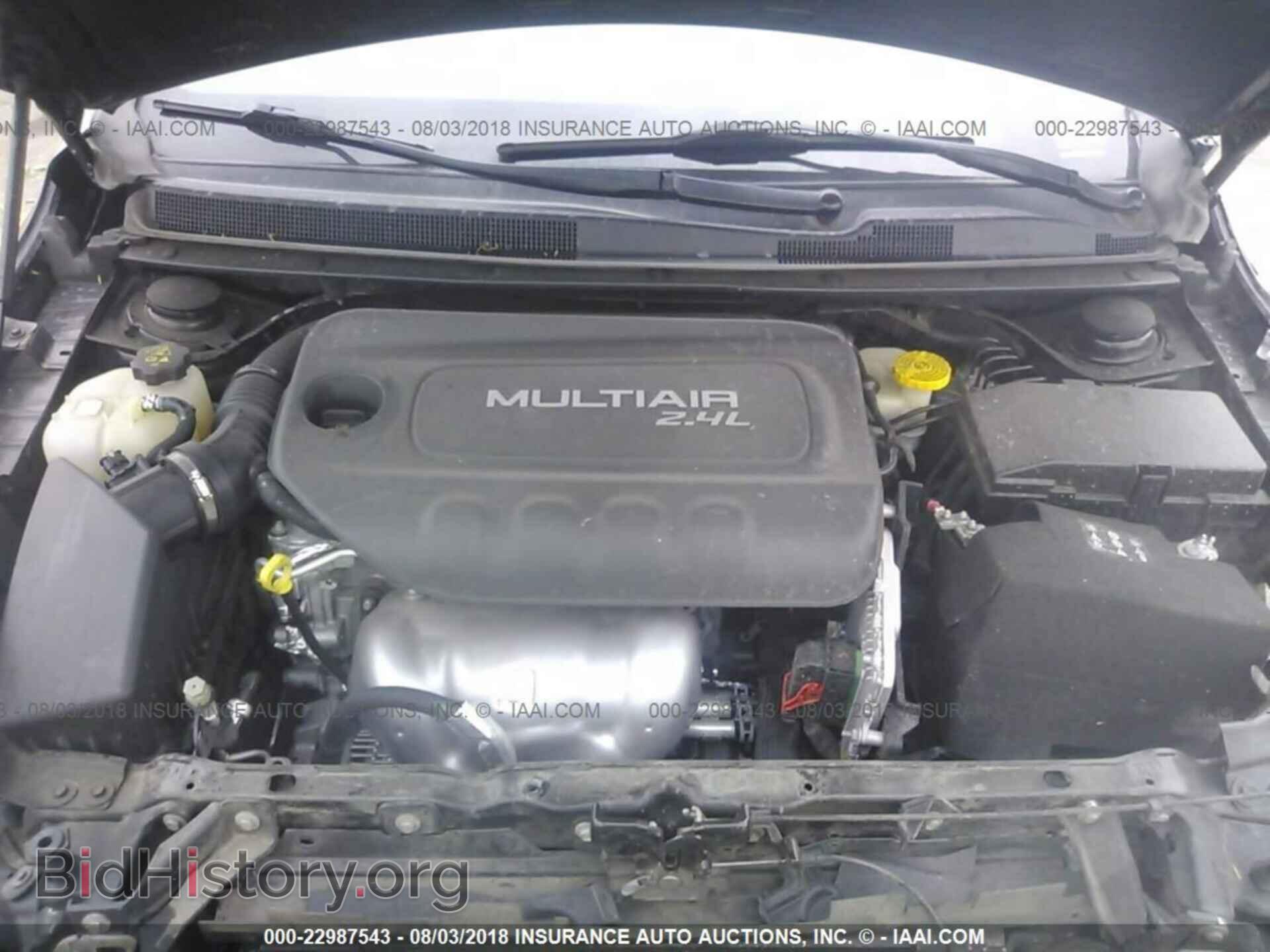 2015 Chrysler 200 - VIN: 1C3CCCAB4FN695864 - Photo 10
