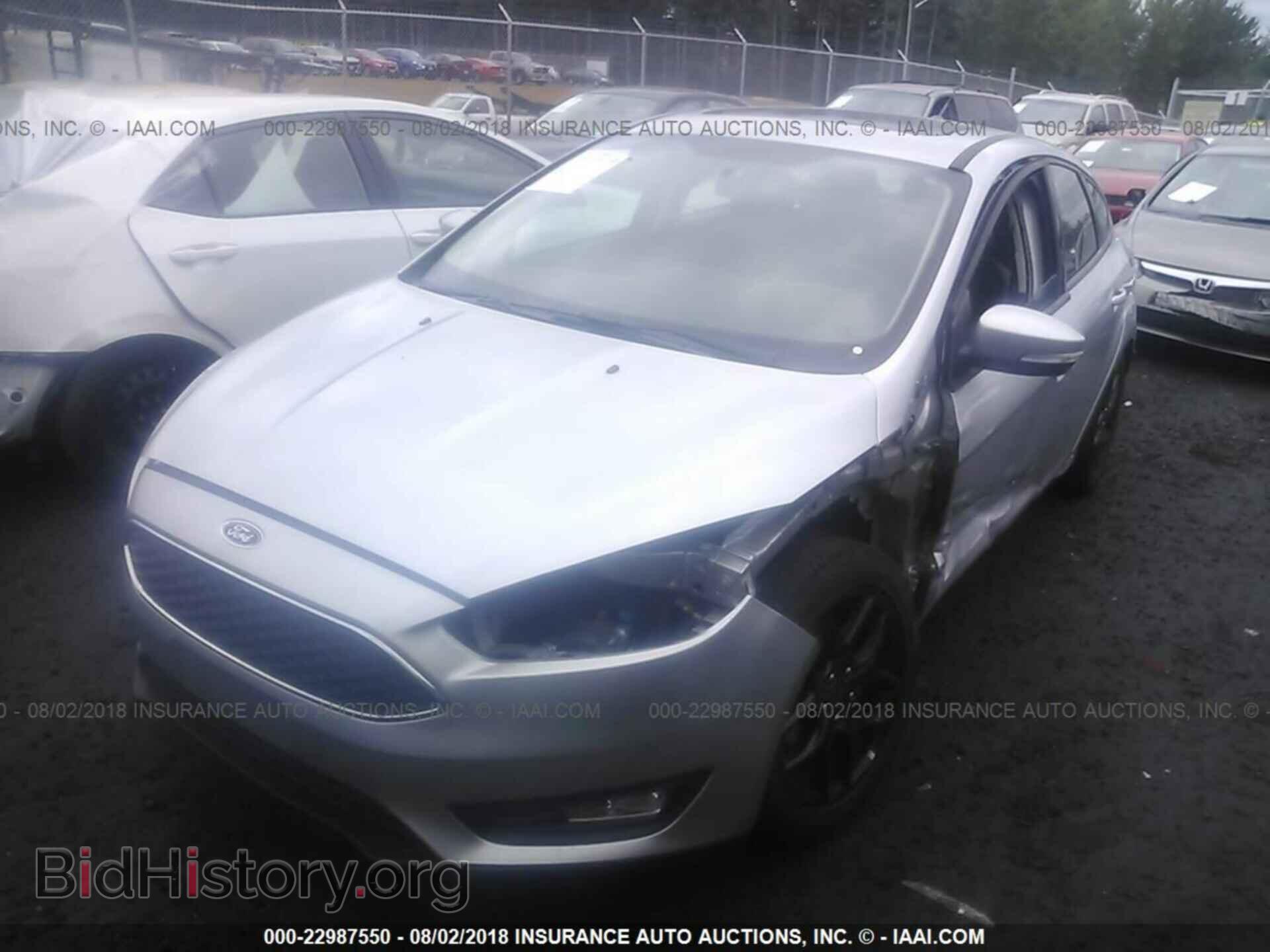 2016 Ford Focus - VIN: 1FADP3K2XGL321927 - Фото 2