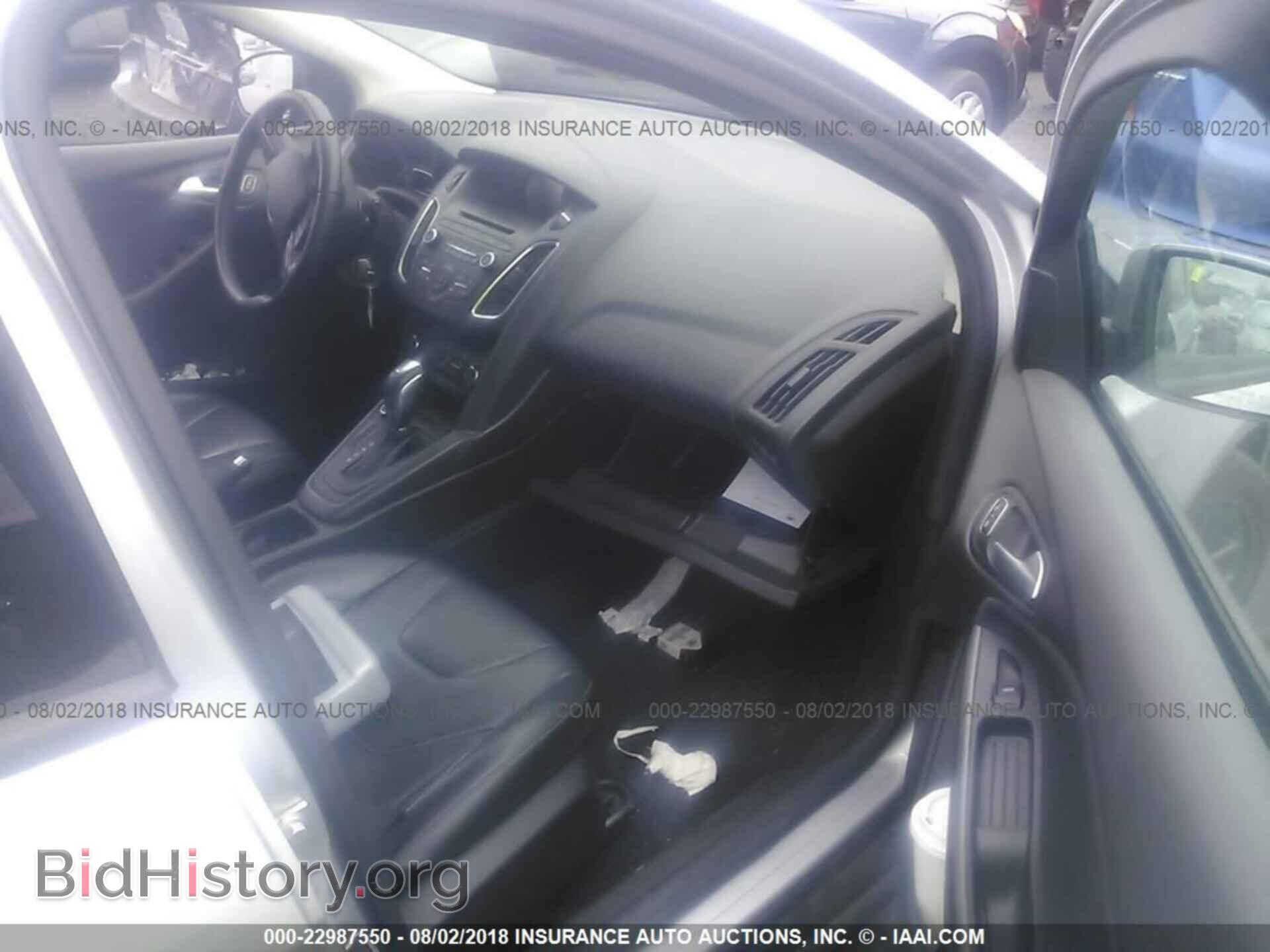 2016 Ford Focus - VIN: 1FADP3K2XGL321927 - Фото 5