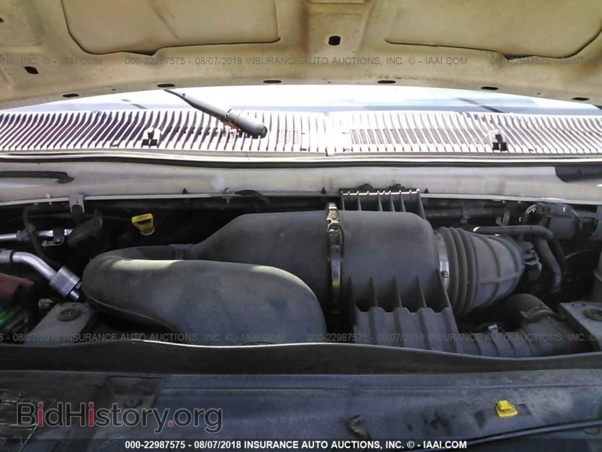 2011 Ford Econoline - VIN: 1FTNE2EL7BDB04101 - Photo 10