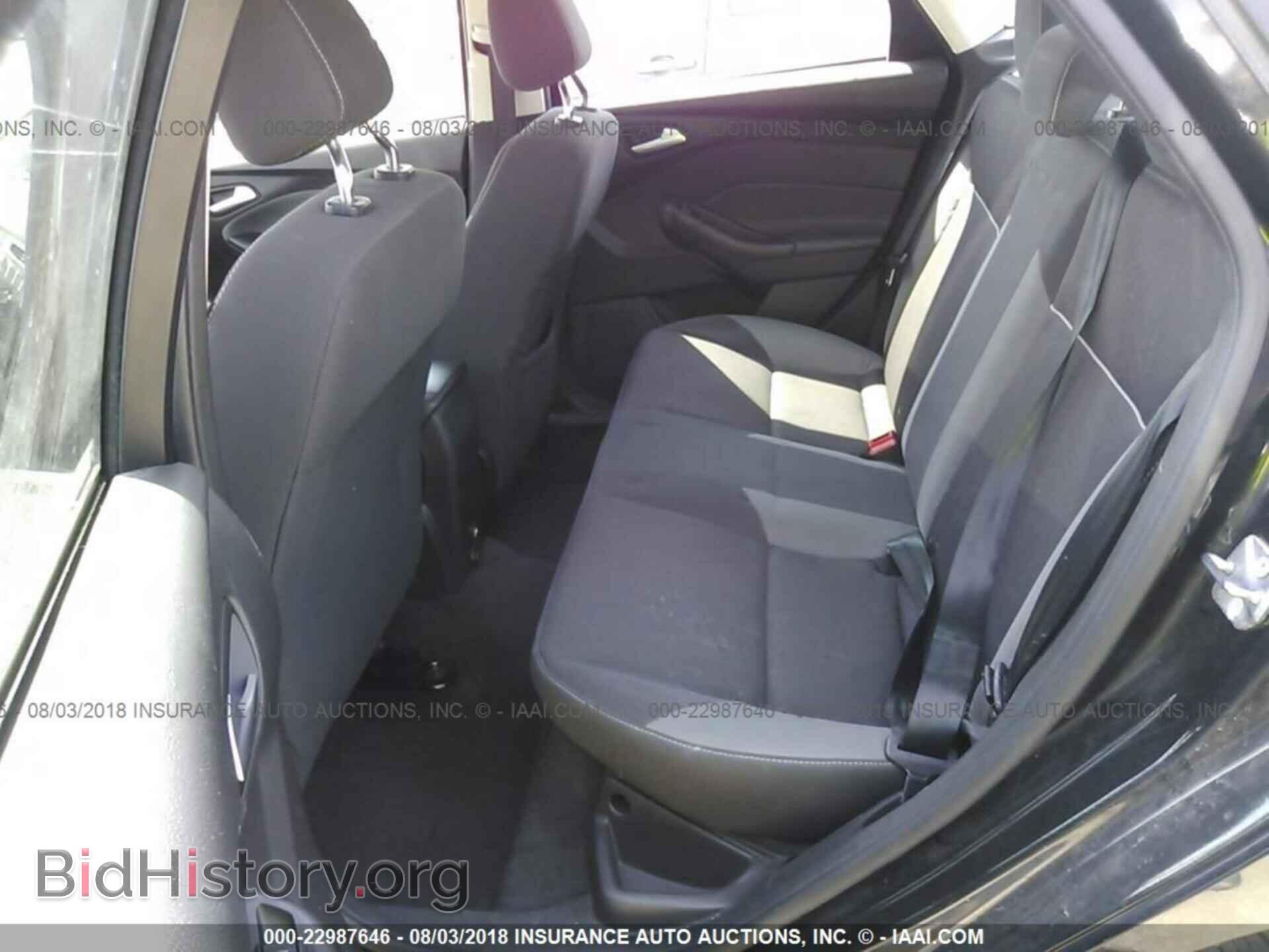 2012 Ford Focus - VIN: 1FAHP3F28CL378178 - Photo 8