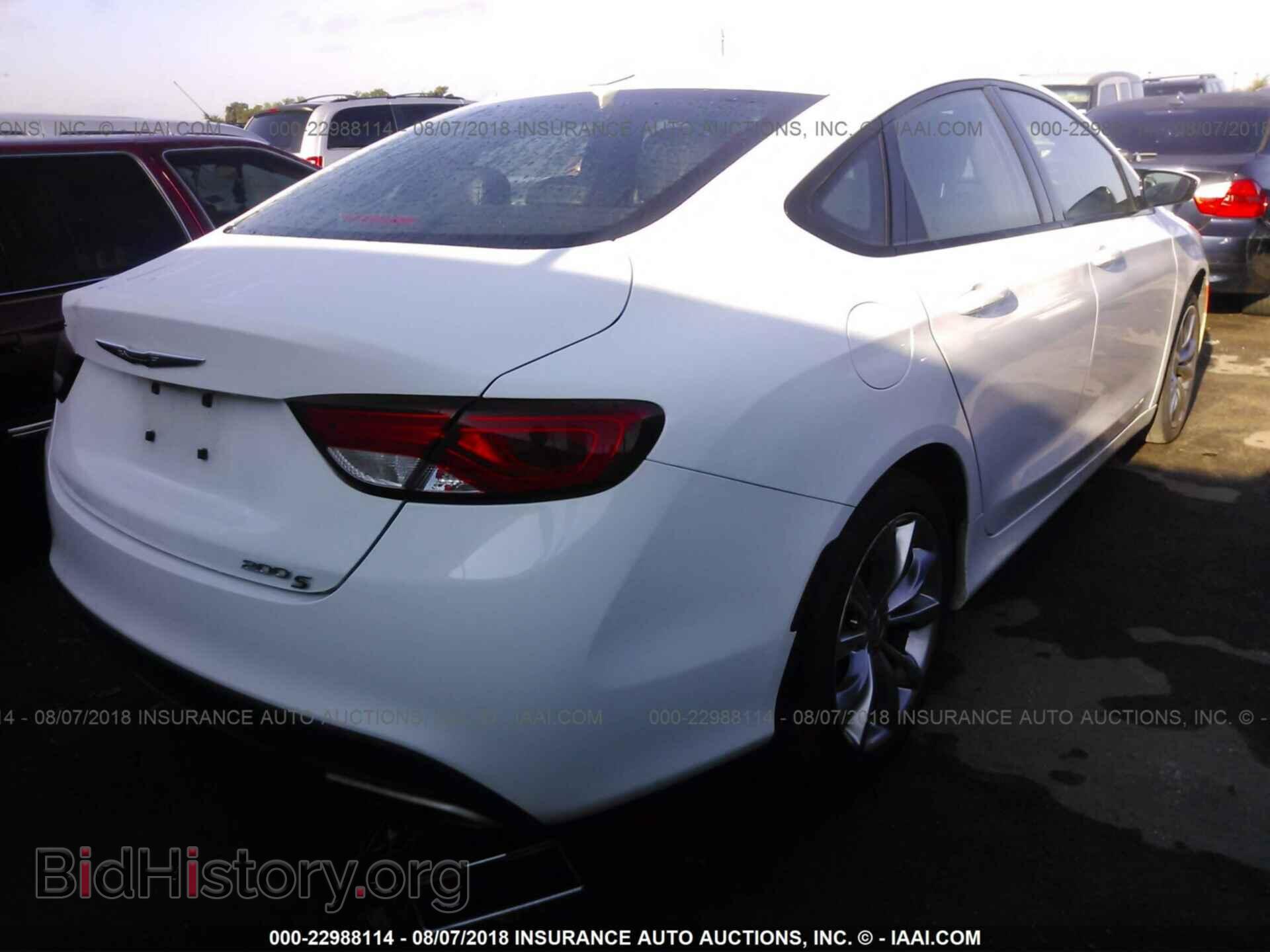 2015 Chrysler 200 - VIN: 1C3CCCBB2FN684196 - Фото 4