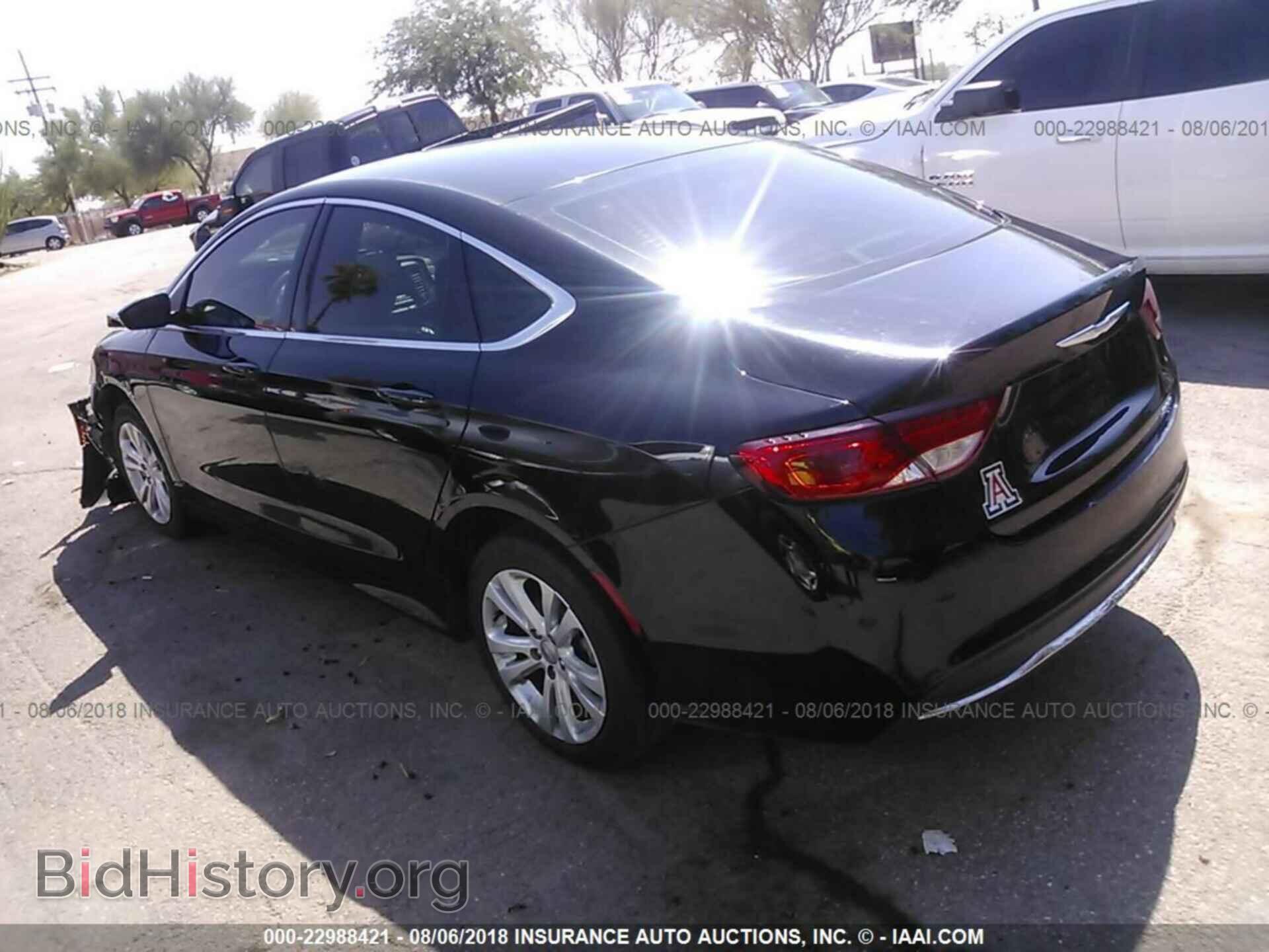 2015 Chrysler 200 - VIN: 1C3CCCAB0FN672047 - Photo 3