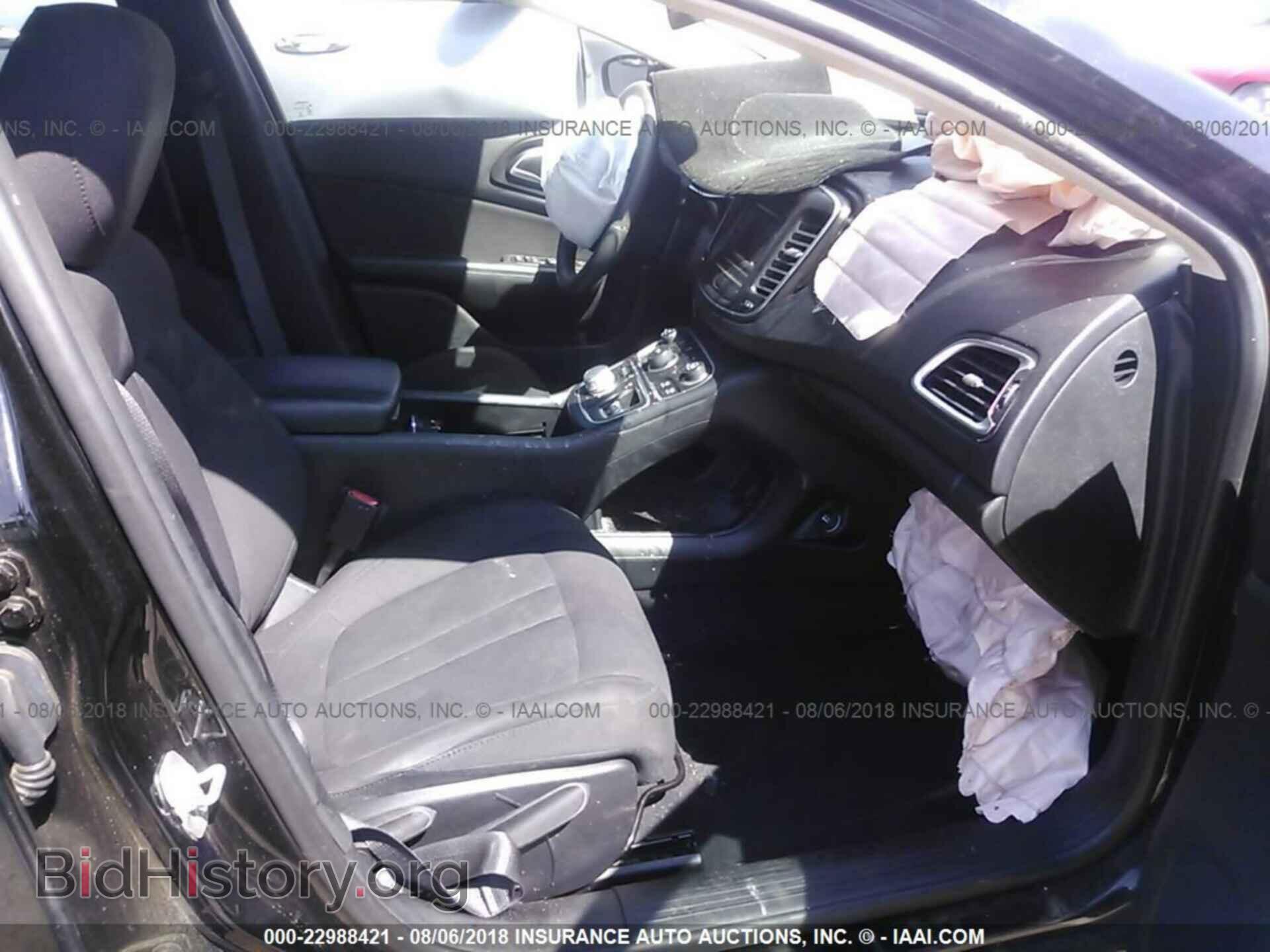 2015 Chrysler 200 - VIN: 1C3CCCAB0FN672047 - Photo 5