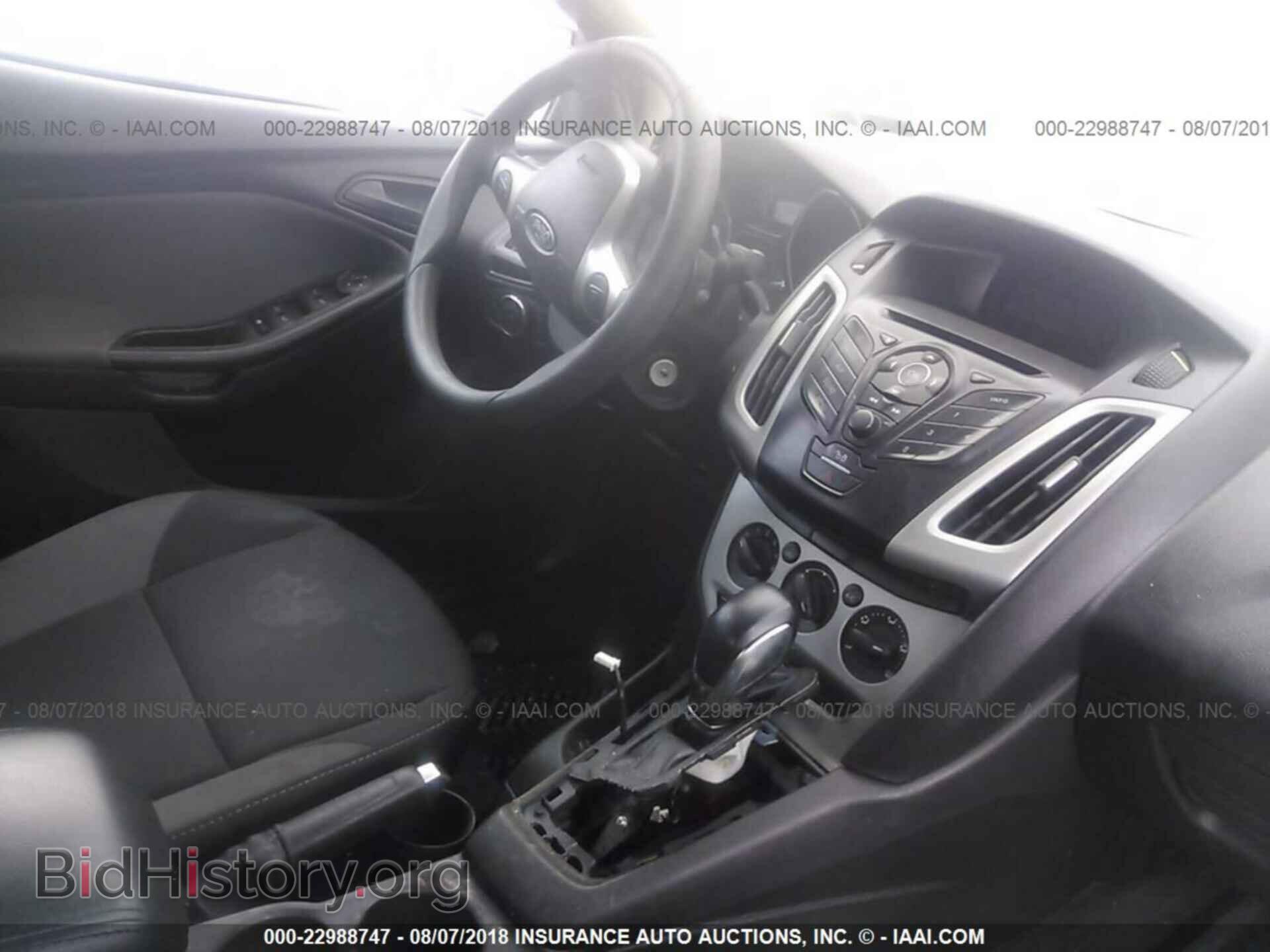 2012 Ford Focus - VIN: 1FAHP3F28CL161911 - Фото 5