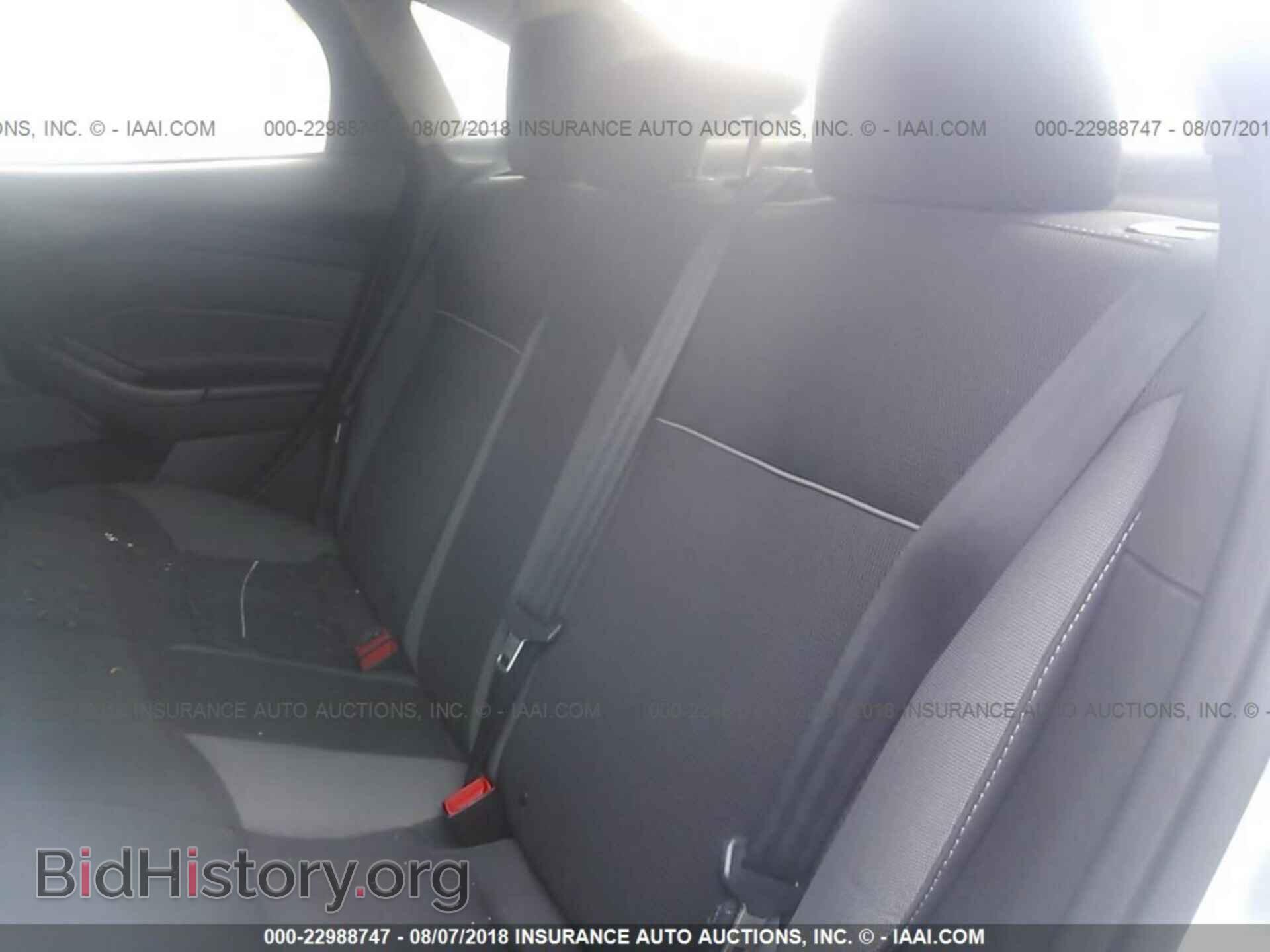 2012 Ford Focus - VIN: 1FAHP3F28CL161911 - Фото 8