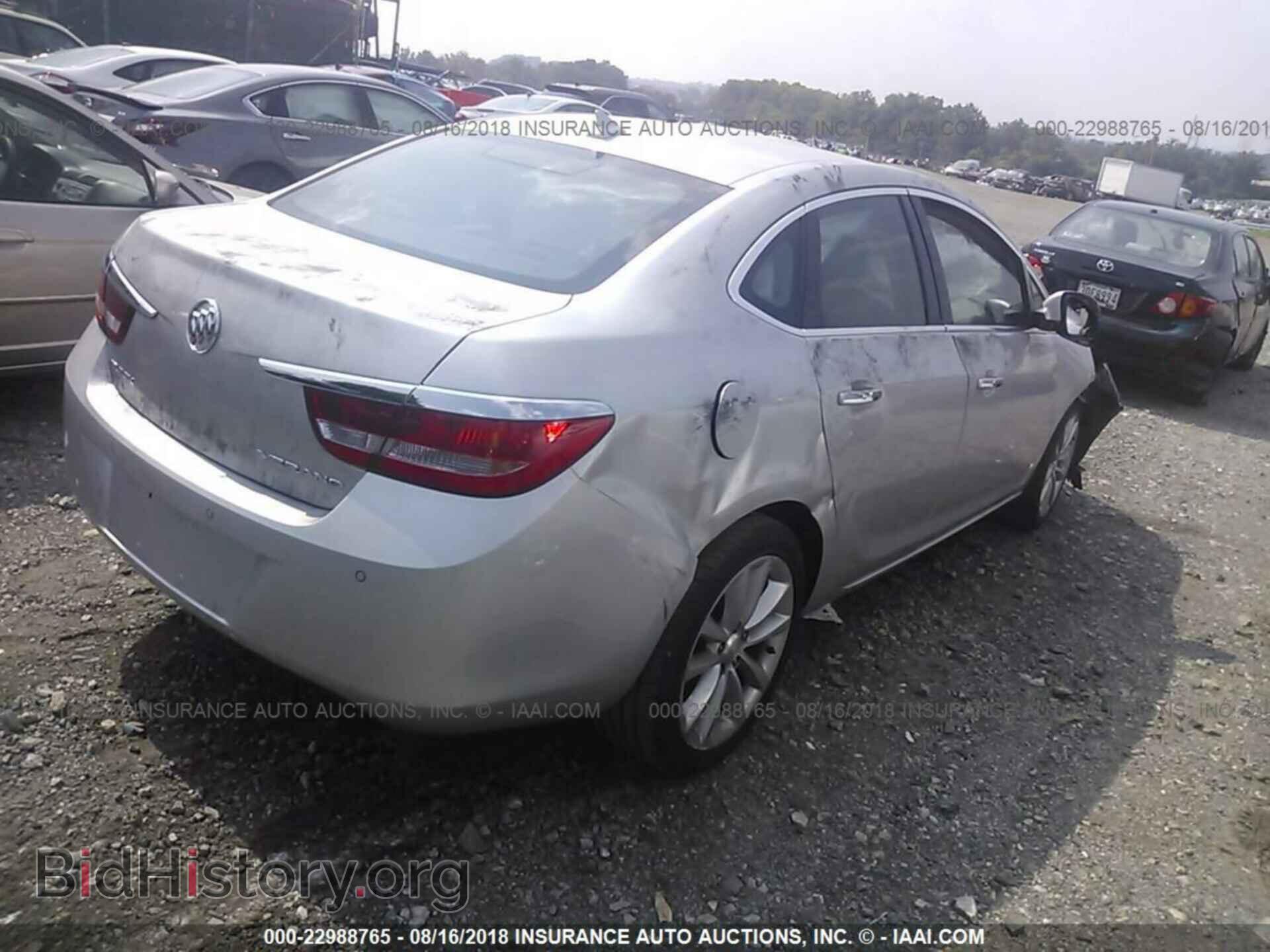 2014 Buick Verano - VIN: 1G4PR5SK8E4170005 - Фото 4