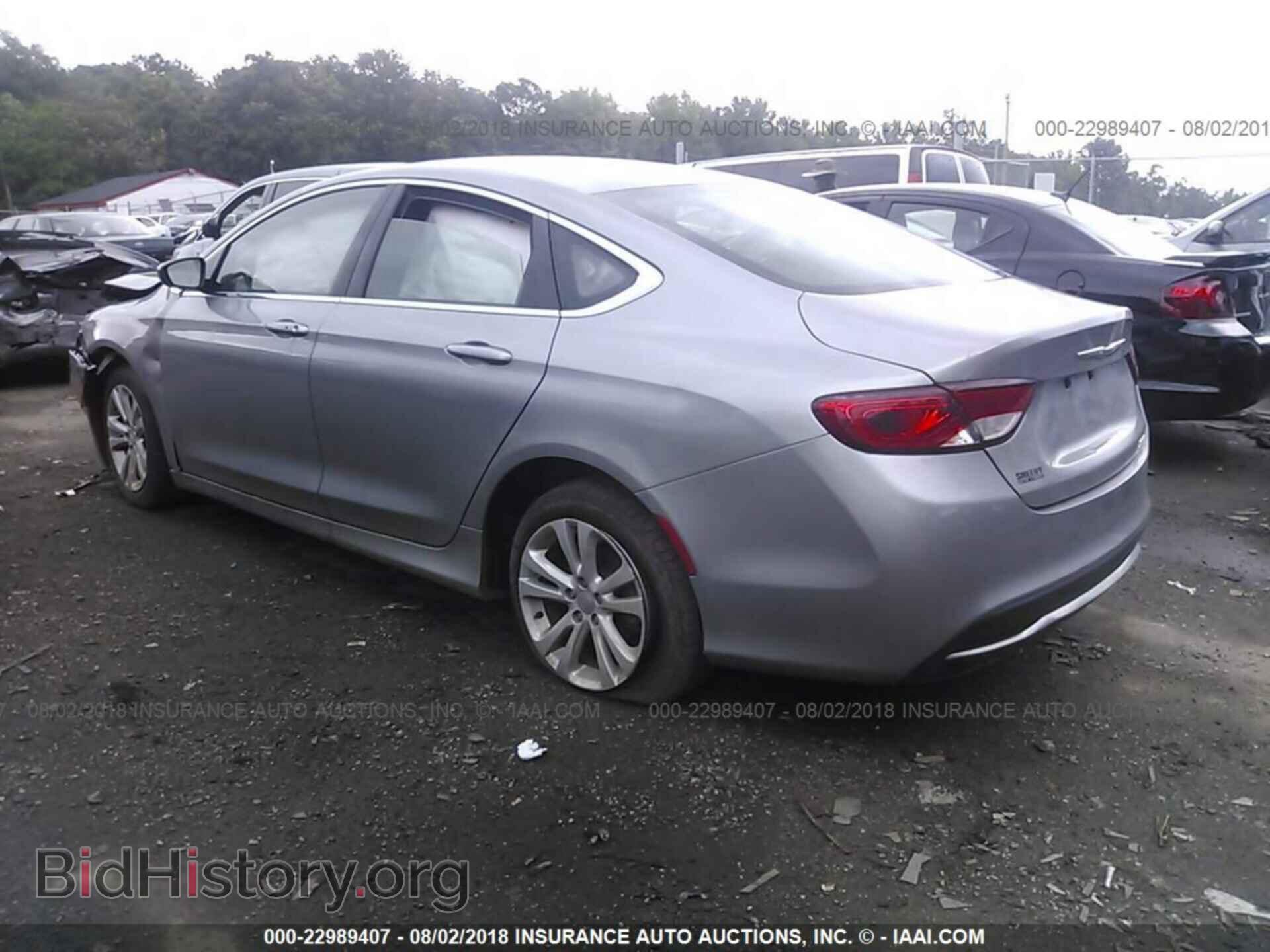 2015 Chrysler 200 - VIN: 1C3CCCAB6FN580392 - Photo 3
