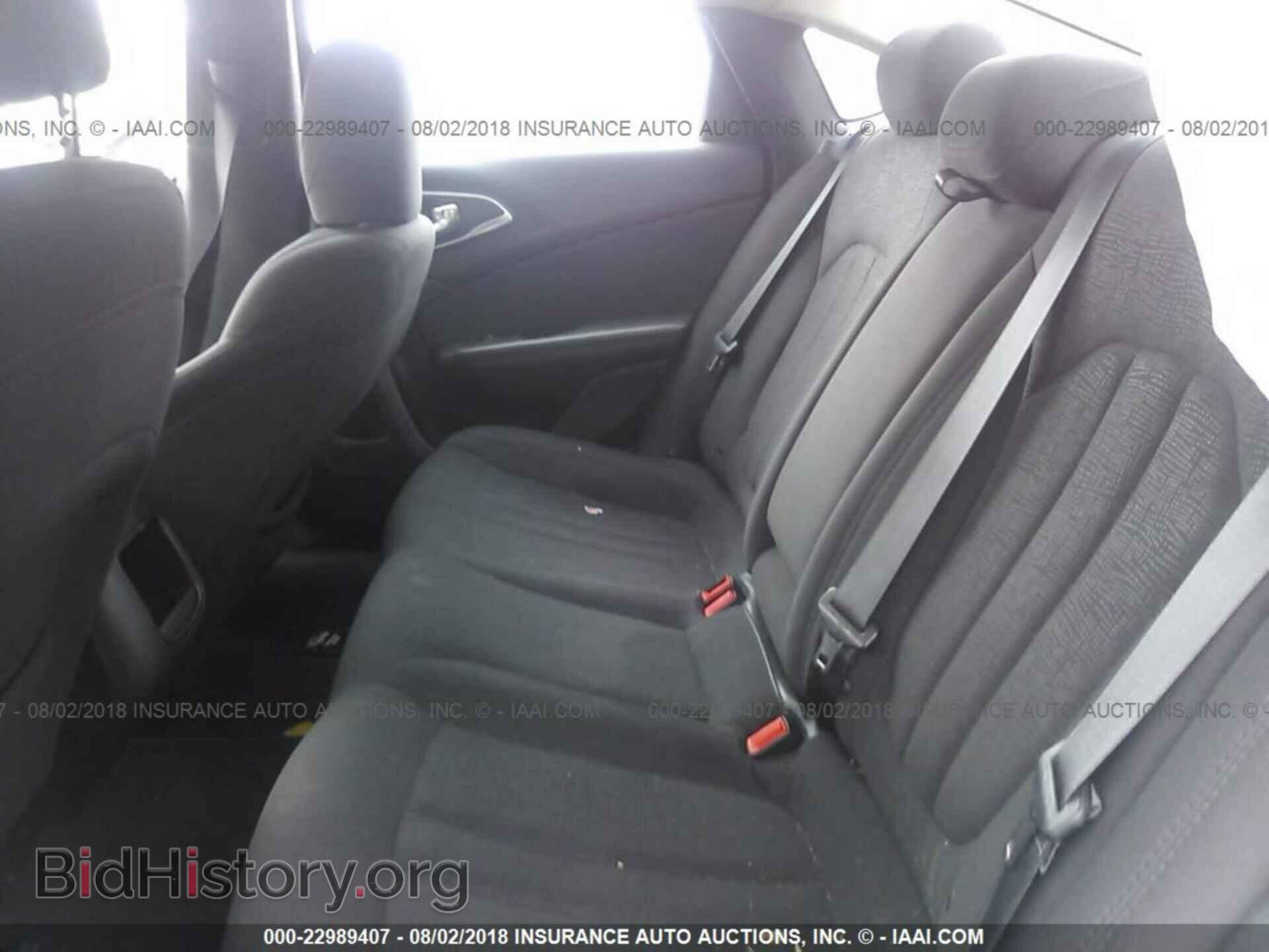 2015 Chrysler 200 - VIN: 1C3CCCAB6FN580392 - Photo 8