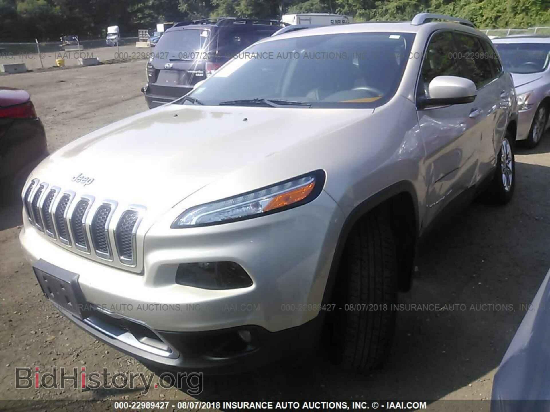 2014 Jeep Cherokee - VIN: 1C4PJMDB4EW300403 - Photo 2