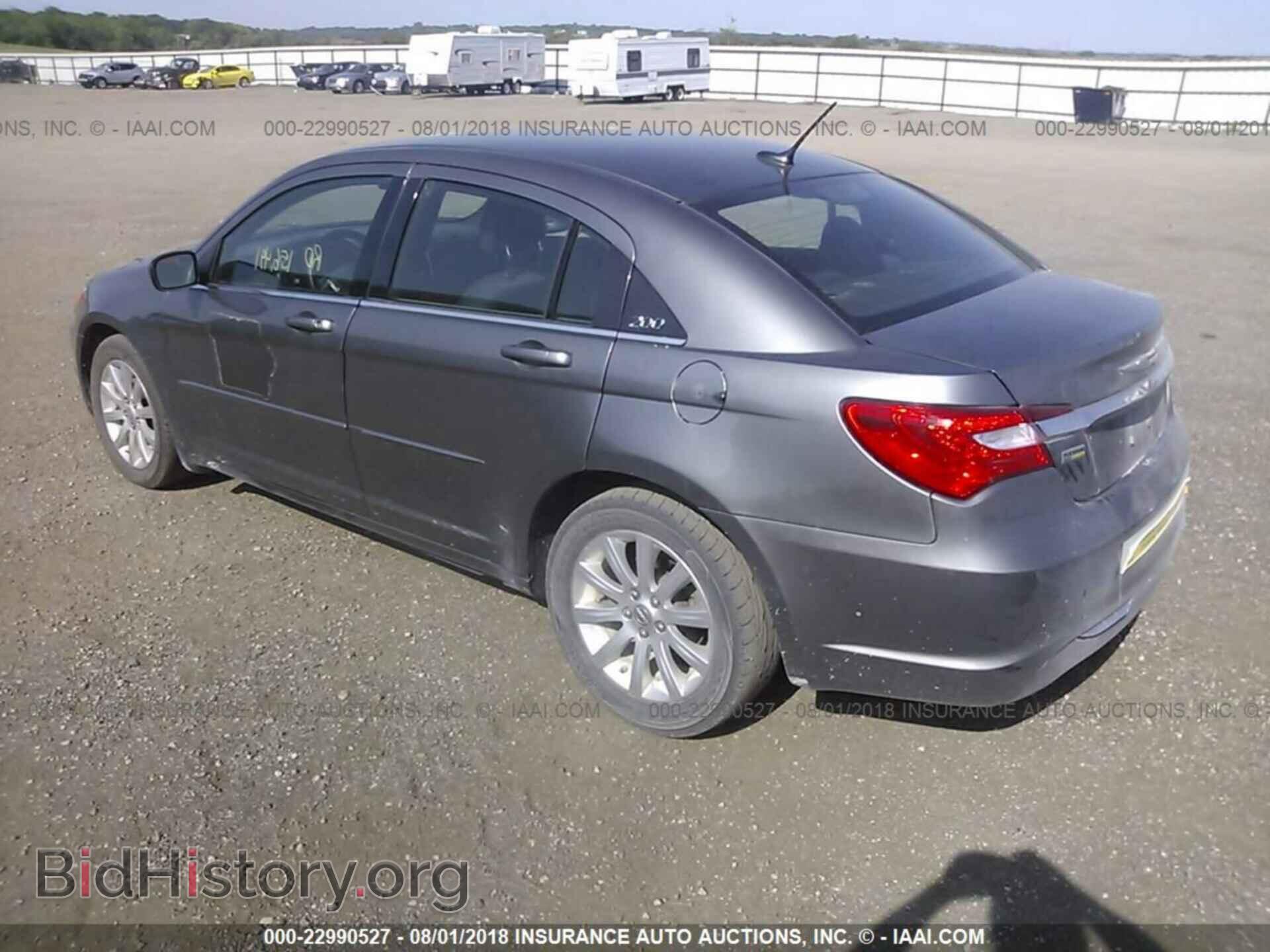 2013 Chrysler 200 - VIN: 1C3CCBBG7DN697173 - Photo 3