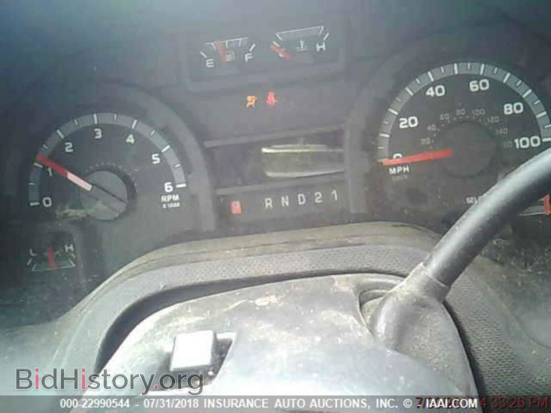 2013 Ford Econoline - VIN: 1FBNE3BL8DDA76925 - Photo 4