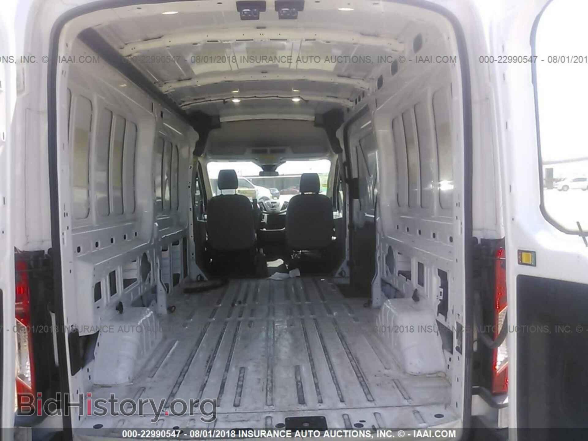 2018 Ford Transit - VIN: 1FTYR2CM9JKA01673 - Photo 8
