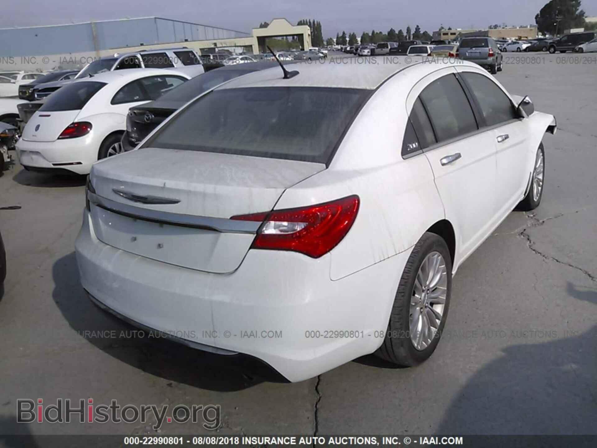 2012 Chrysler 200 - VIN: 1C3CCBCG5CN165014 - Photo 4
