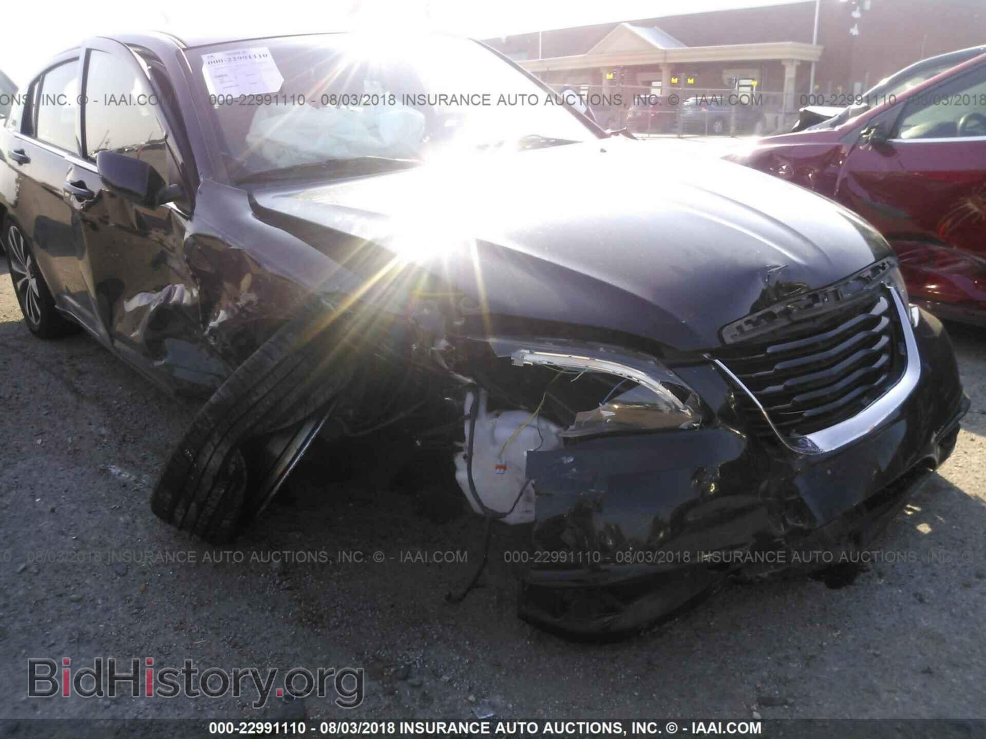 2014 Chrysler 200 - VIN: 1C3CCBBG6EN152745 - Фото 6