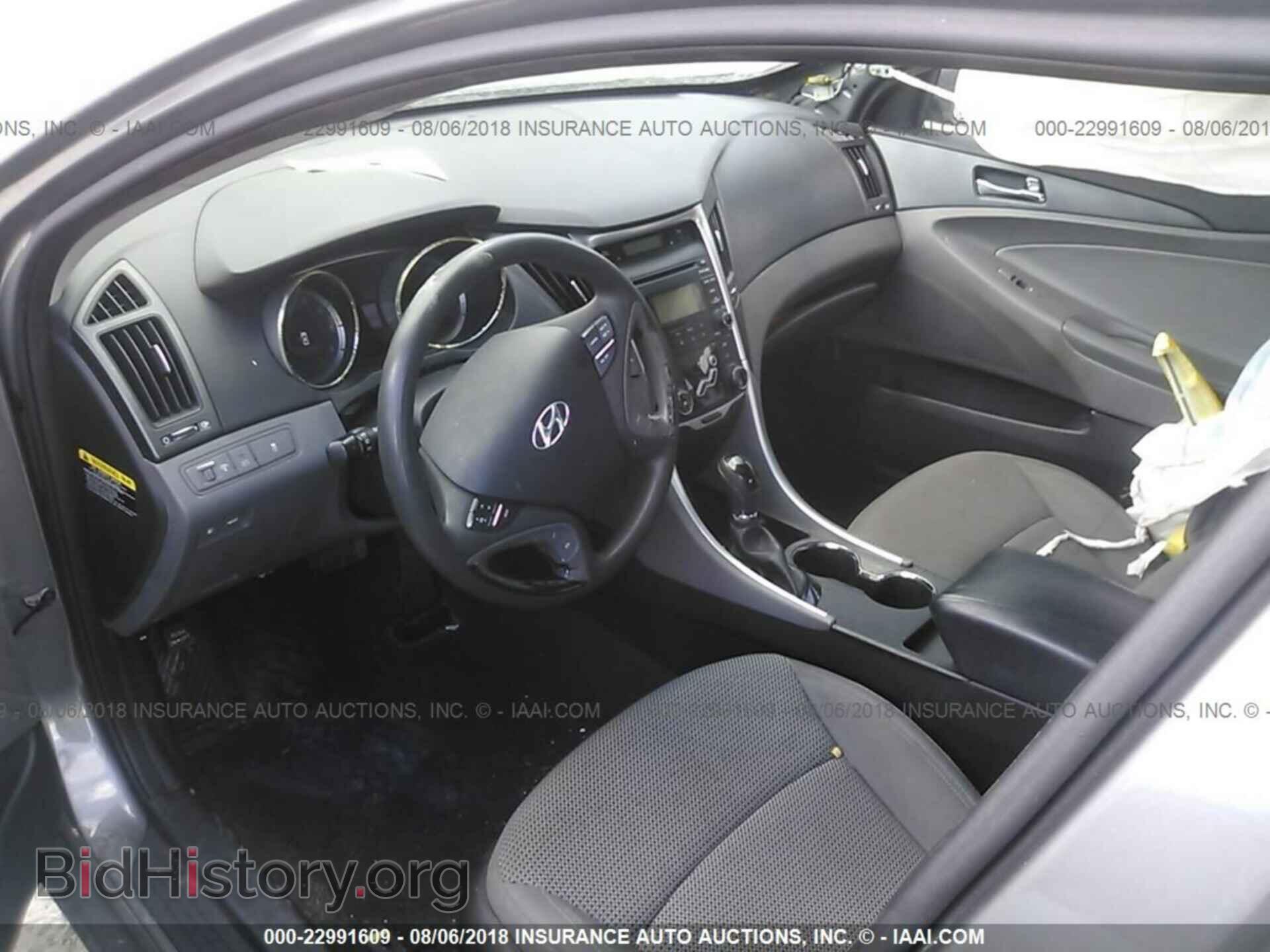 2012 Hyundai Sonata - VIN: 5NPEB4AC4CH488375 - Photo 5