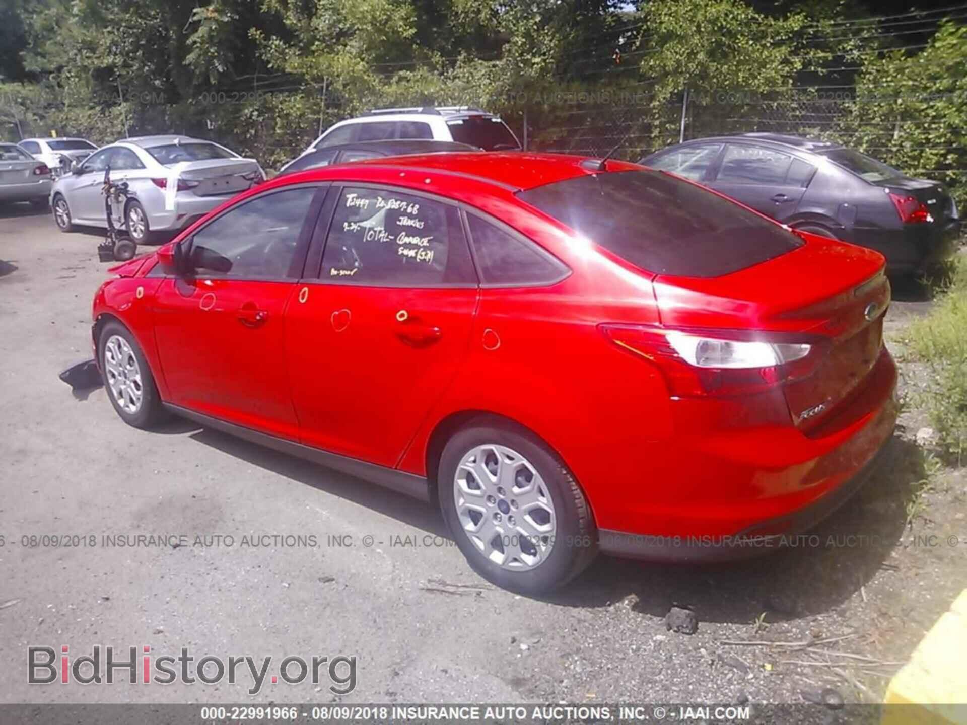 2012 Ford Focus - VIN: 1FAHP3F20CL185152 - Photo 3
