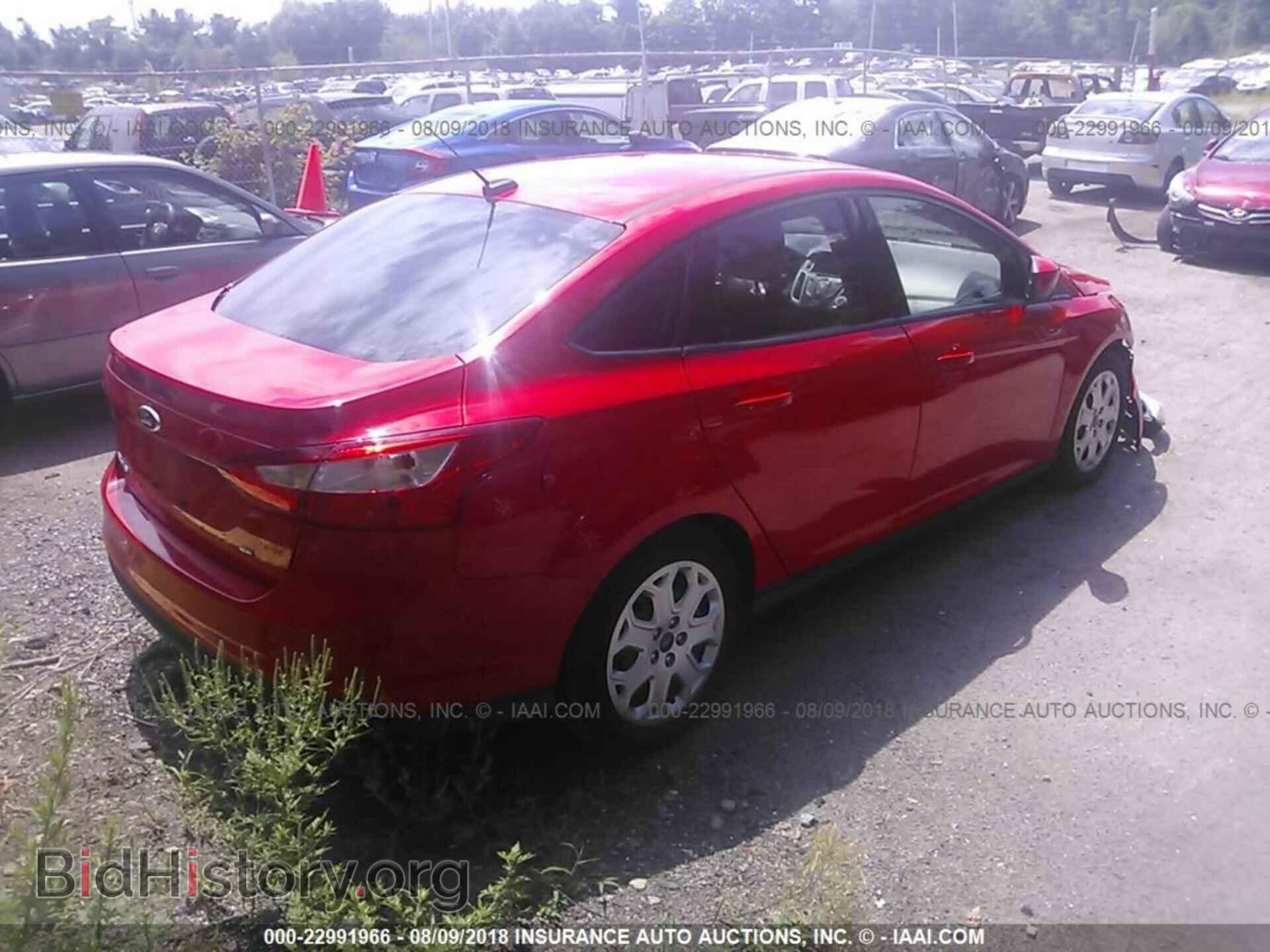 2012 Ford Focus - VIN: 1FAHP3F20CL185152 - Photo 4