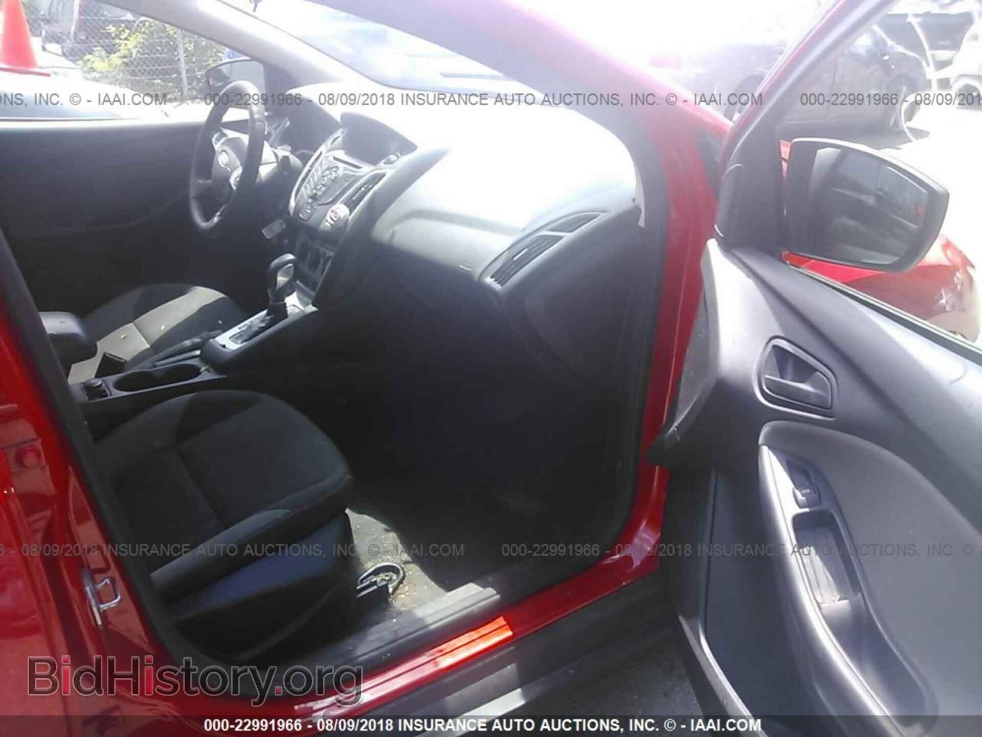 2012 Ford Focus - VIN: 1FAHP3F20CL185152 - Photo 5