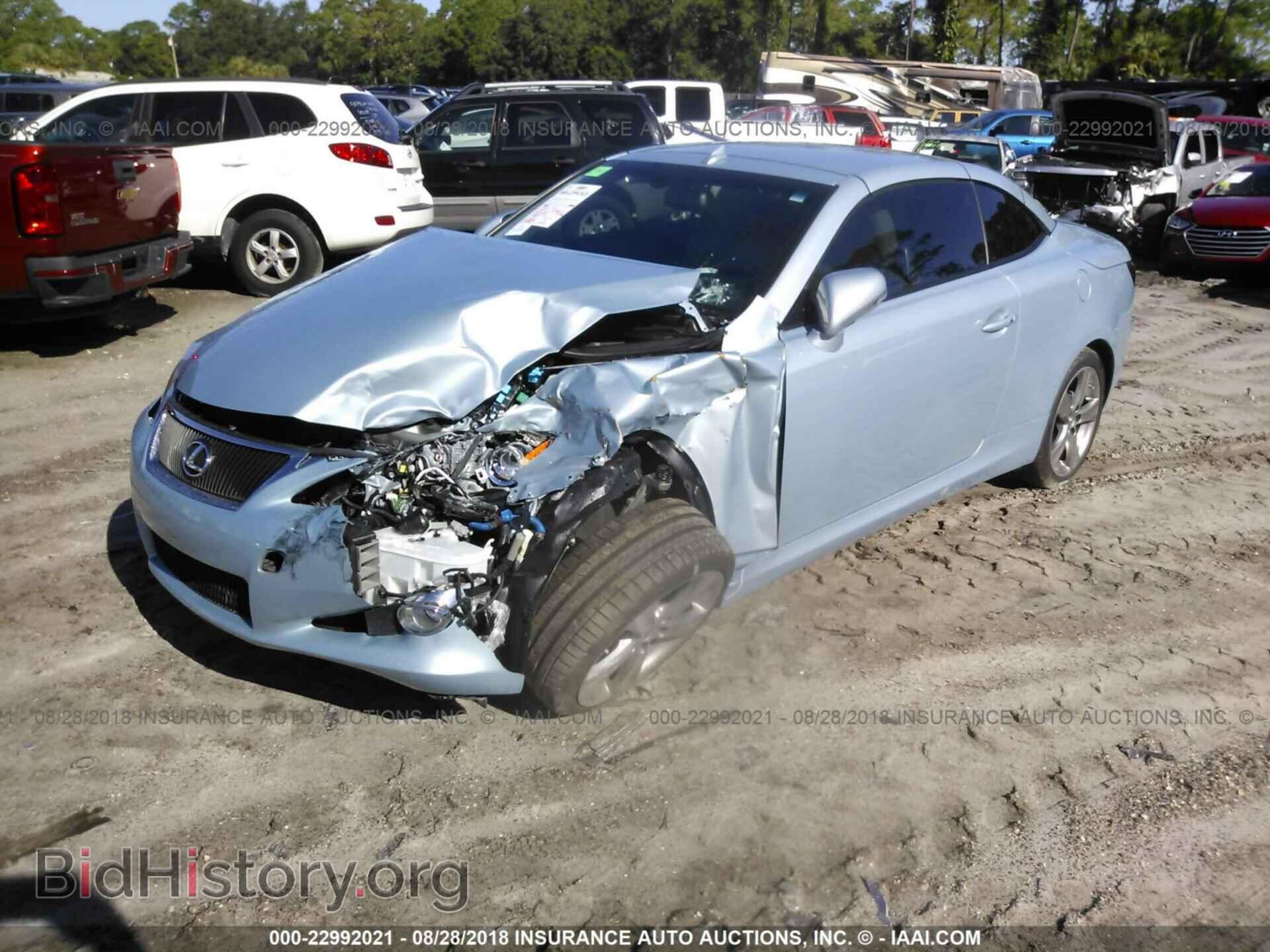 2012 Lexus Is - VIN: JTHFF2C25C2522826 - Фото 2