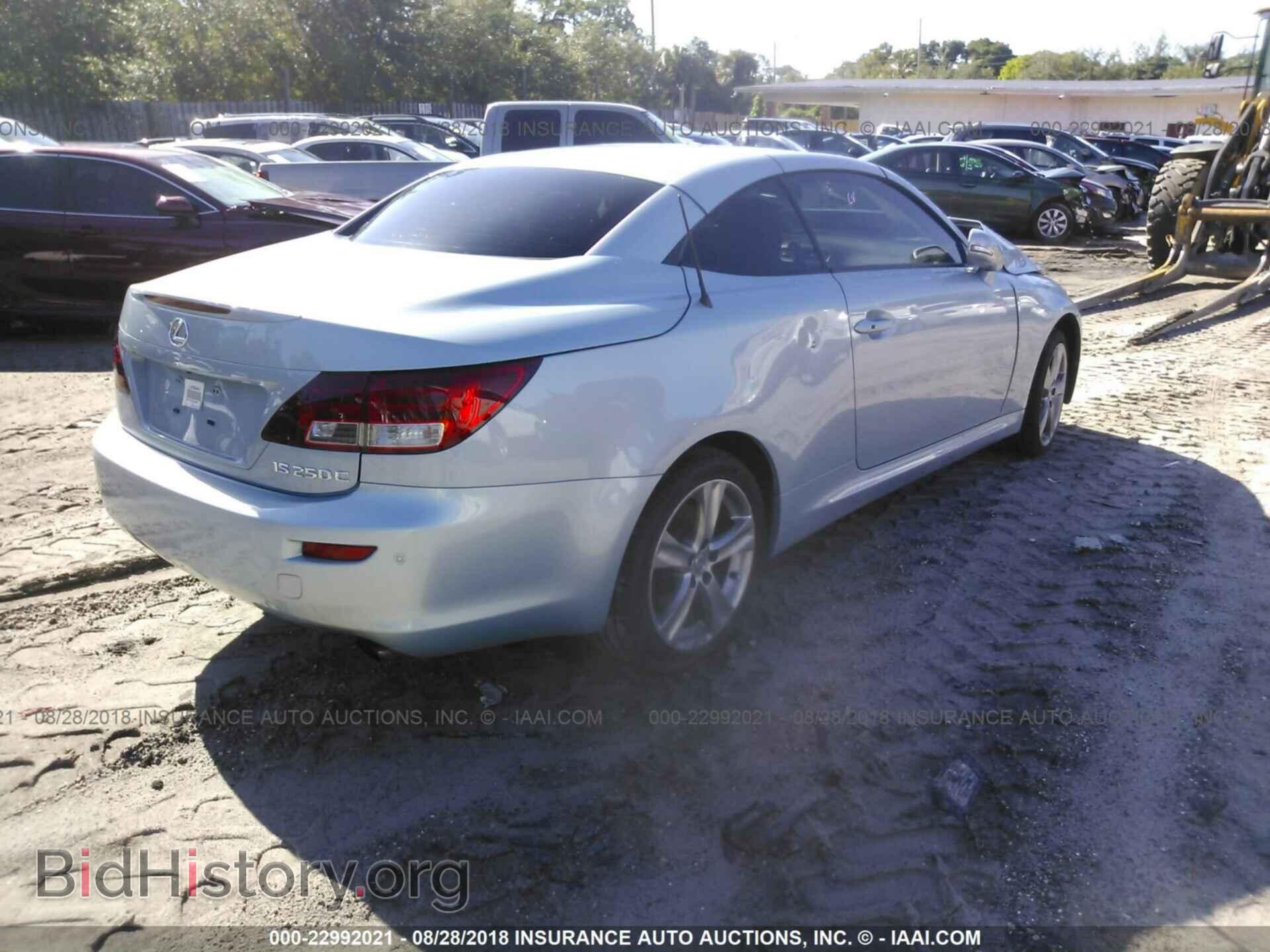 2012 Lexus Is - VIN: JTHFF2C25C2522826 - Фото 4