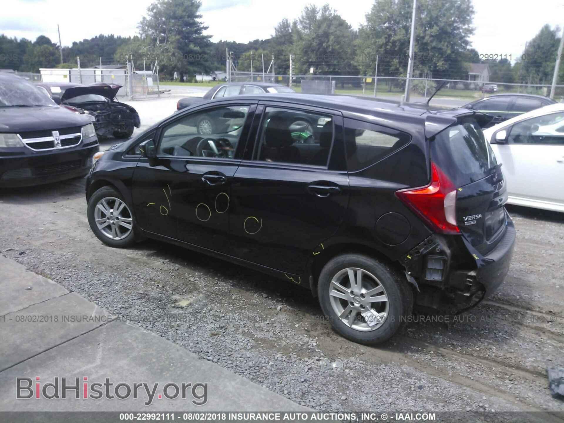 2016 Nissan Versa note - VIN: 3N1CE2CP2GL369333 - Фото 3