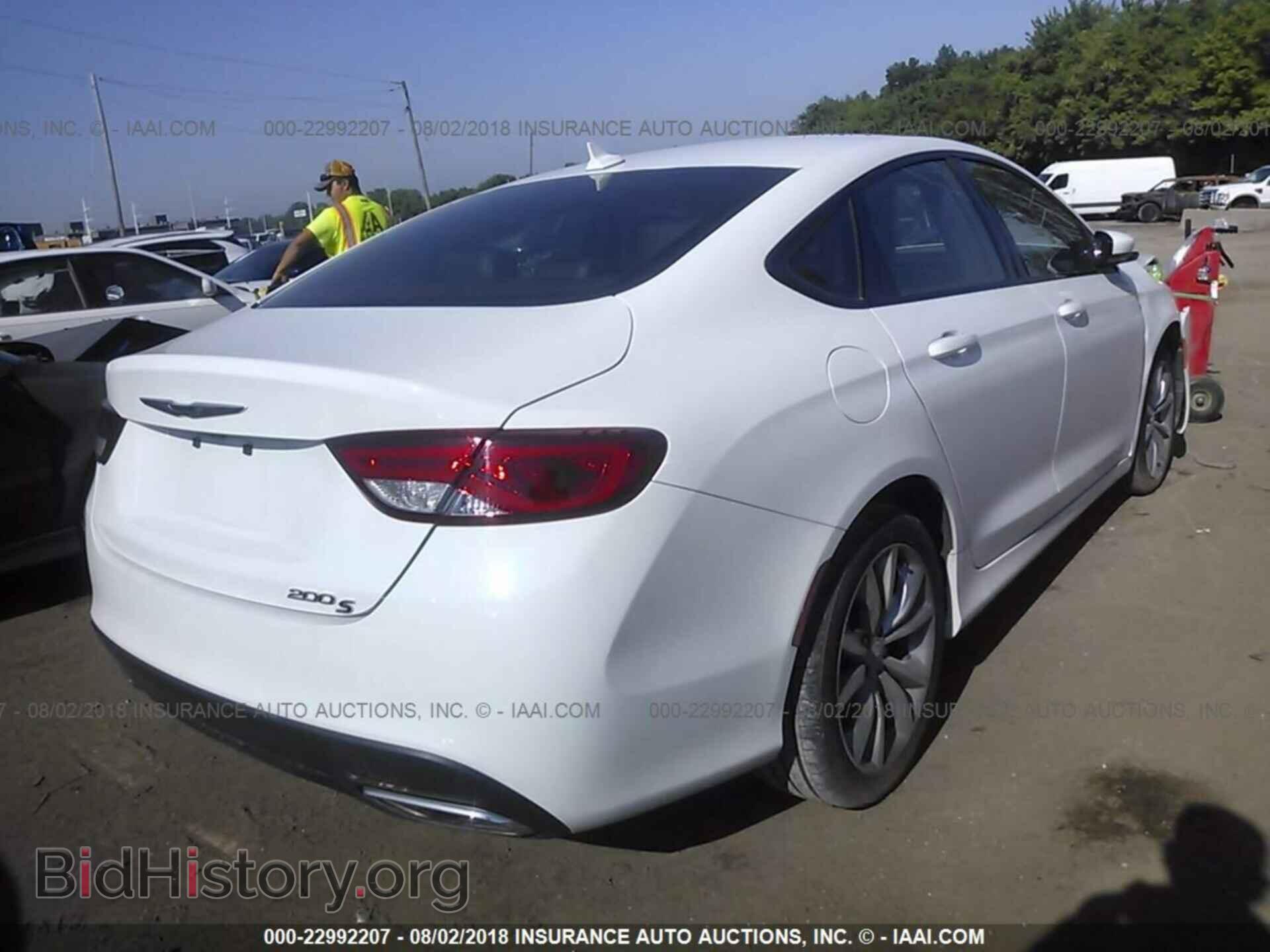 2016 CHRYSLER 200 - VIN: 1C3CCCBB0GN115641 - Photo 4