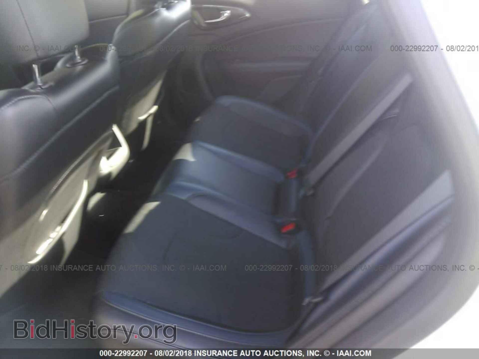 2016 CHRYSLER 200 - VIN: 1C3CCCBB0GN115641 - Photo 8