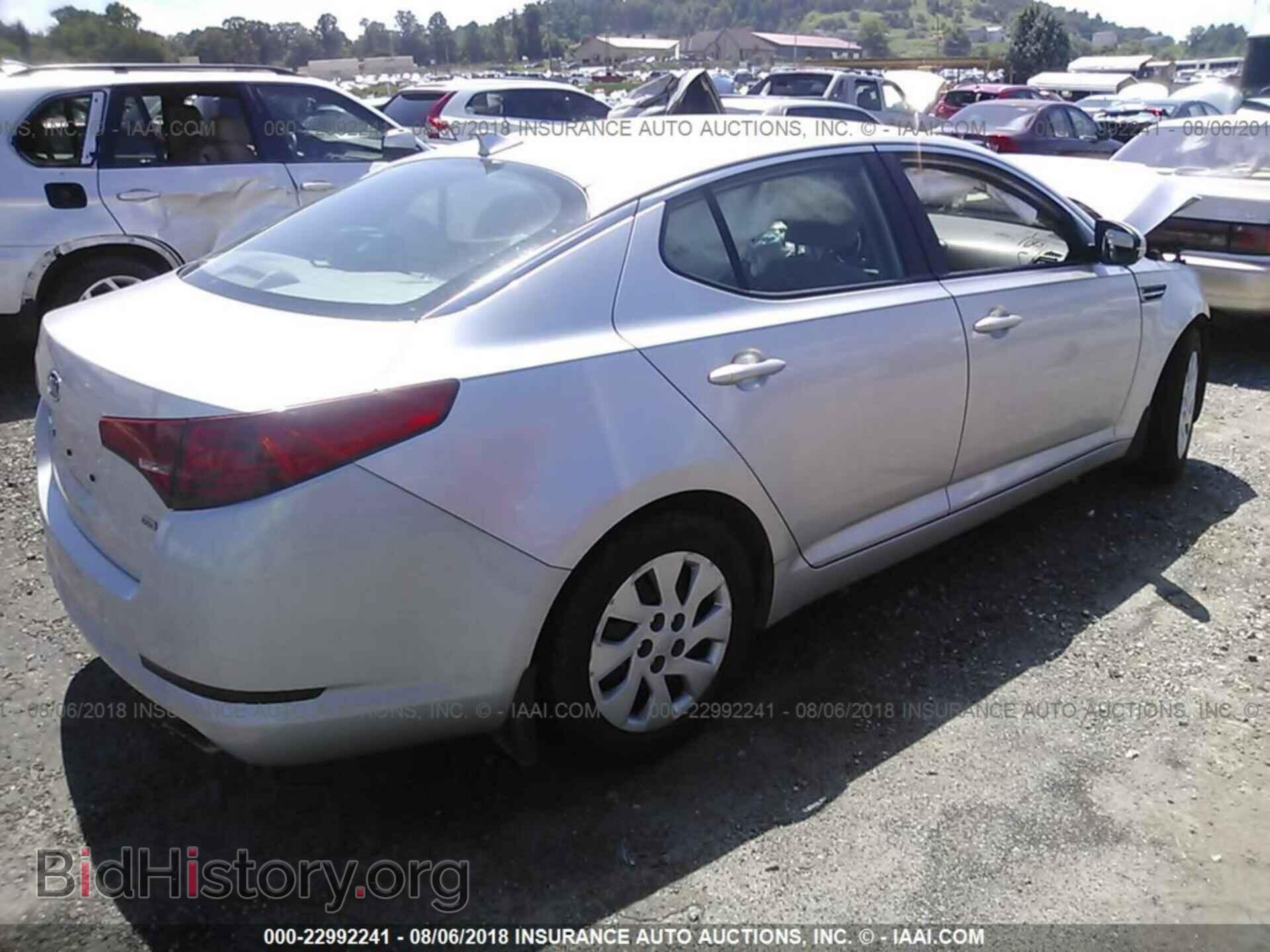 2011 Kia Optima - VIN: KNAGM4A71B5067893 - Фото 4
