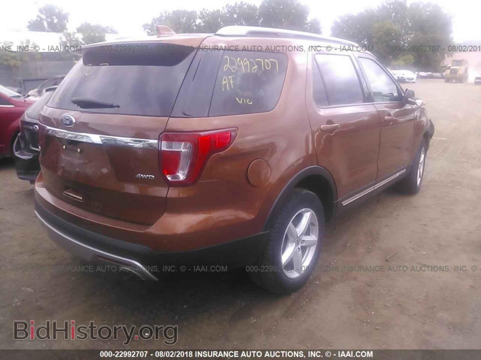 2017 Ford Explorer - VIN: 1FM5K8D85HGA60188 - Photo 4